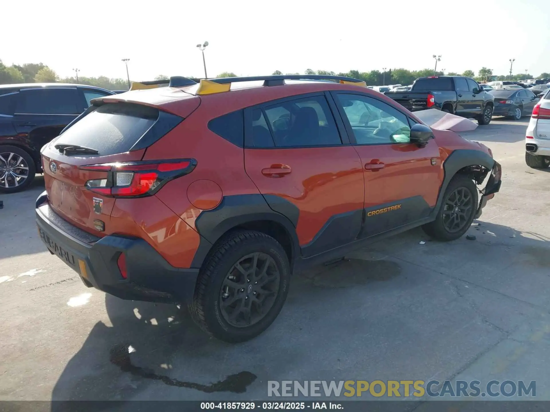 4 Photograph of a damaged car 4S4GUHU60R3814320 SUBARU CROSSTREK 2024