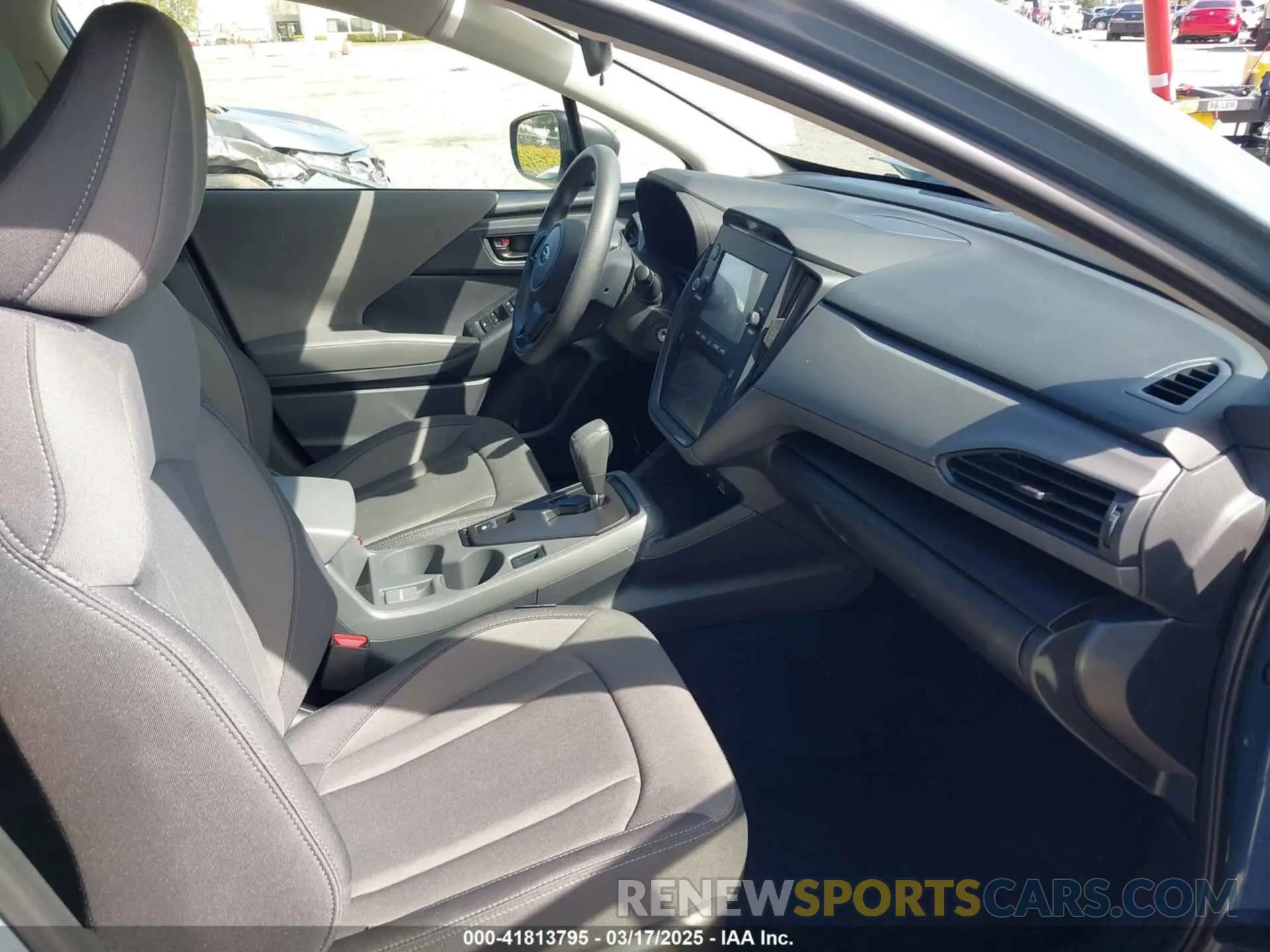 5 Фотография поврежденного автомобиля JF2GUABC3R8297331 SUBARU CROSSTREK 2024