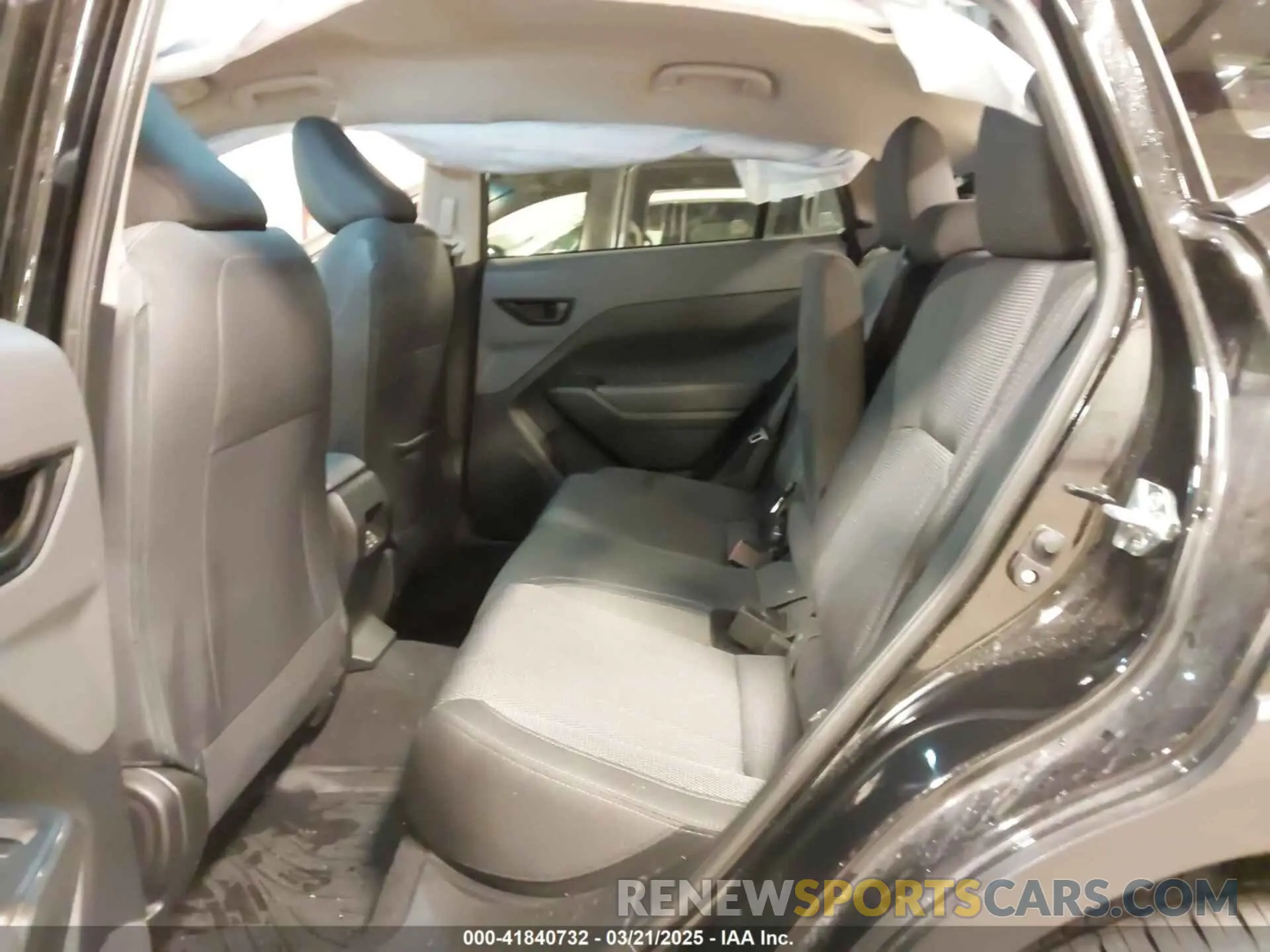 8 Photograph of a damaged car JF2GUADC0R8377800 SUBARU CROSSTREK 2024