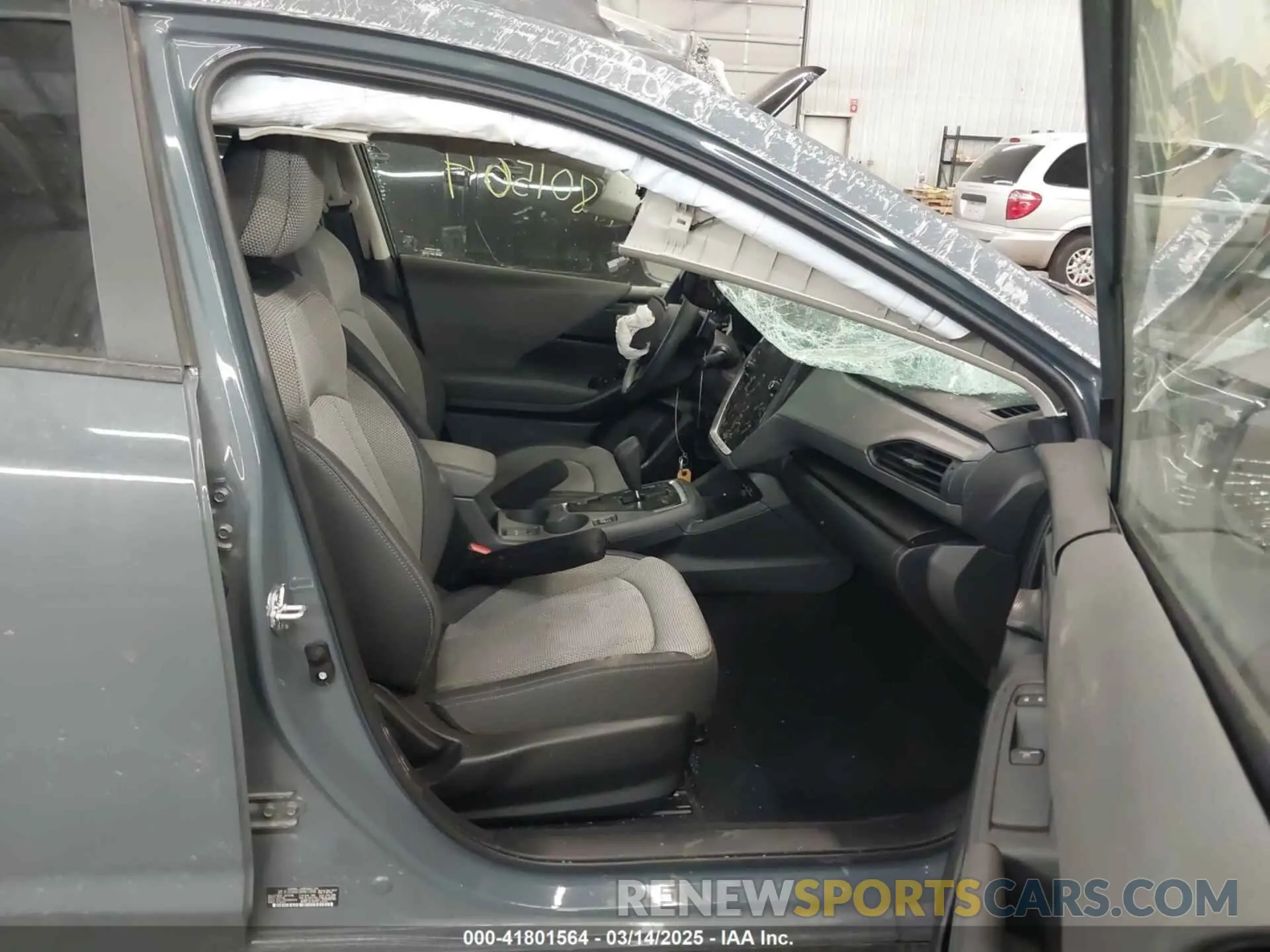 5 Photograph of a damaged car JF2GUADC0RH872806 SUBARU CROSSTREK 2024