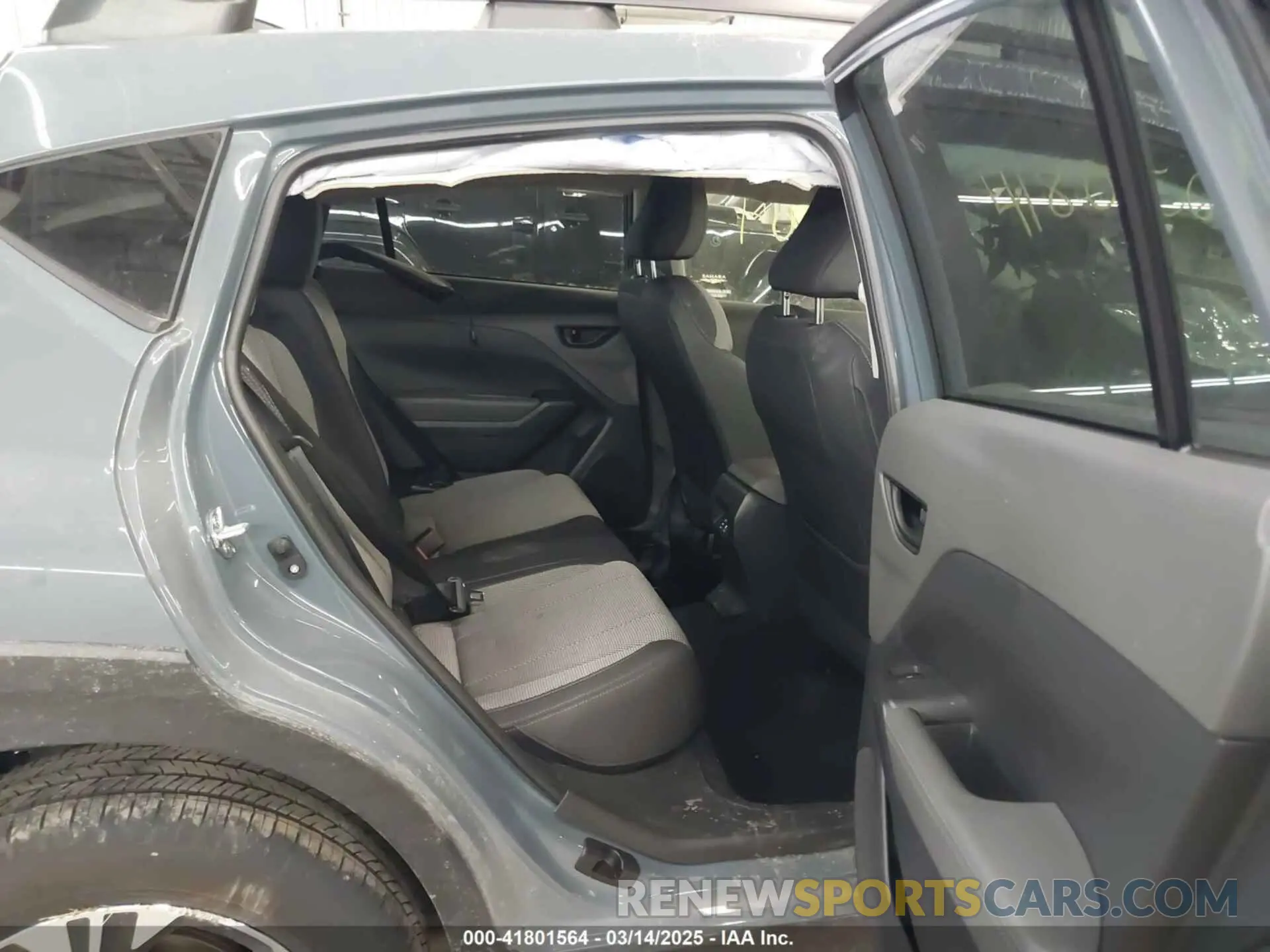 8 Photograph of a damaged car JF2GUADC0RH872806 SUBARU CROSSTREK 2024