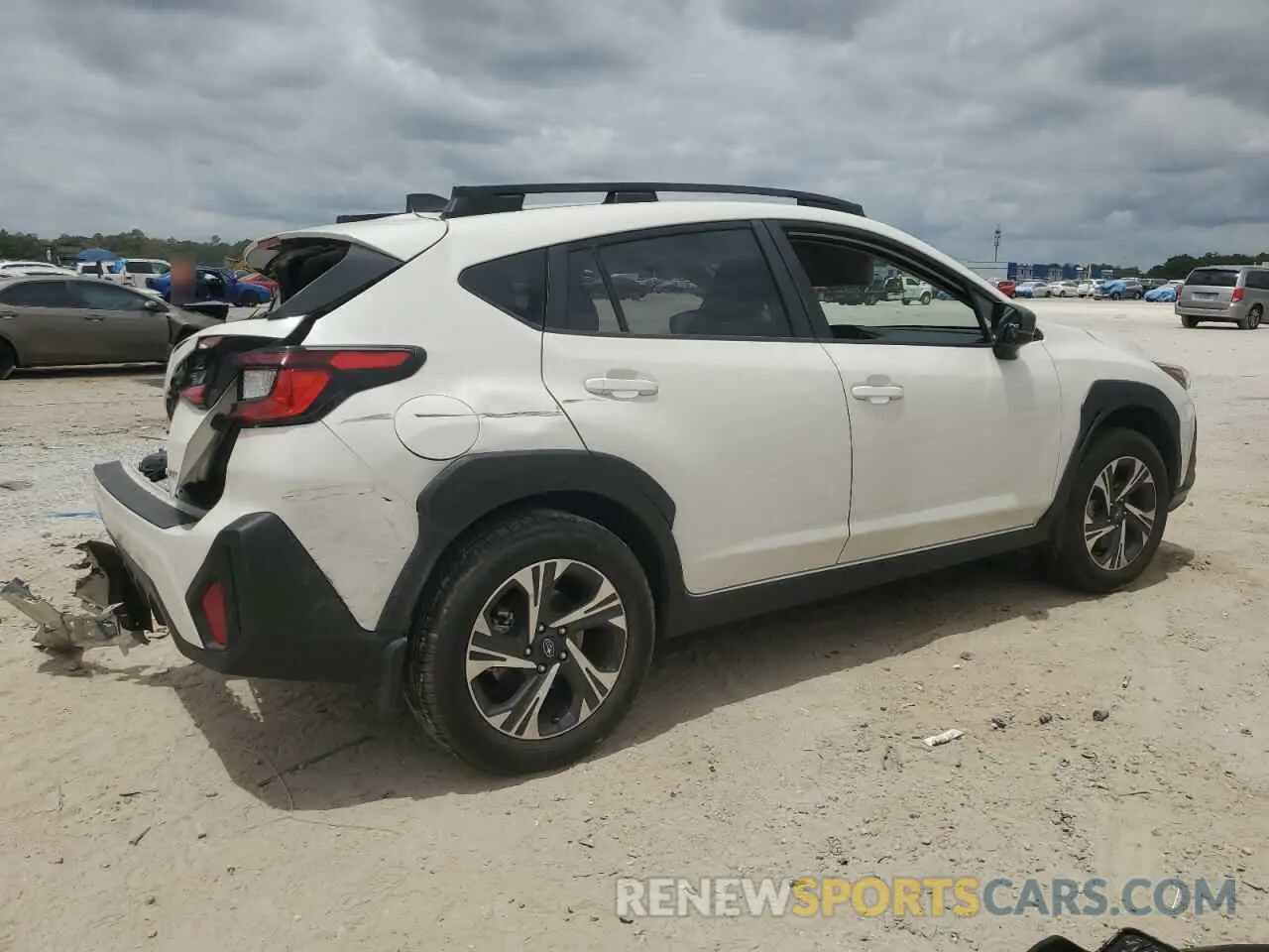 3 Photograph of a damaged car JF2GUADC1R8204884 SUBARU CROSSTREK 2024