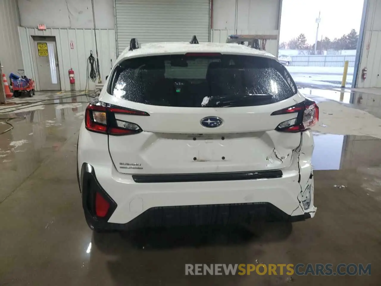 6 Фотография поврежденного автомобиля JF2GUADC1RH283926 SUBARU CROSSTREK 2024