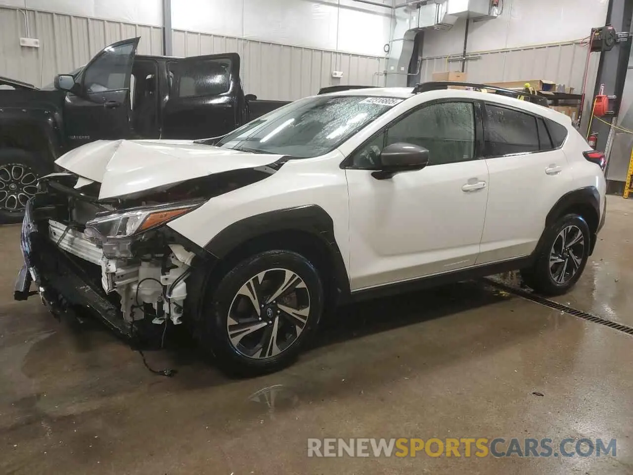 1 Фотография поврежденного автомобиля JF2GUADC2R8369990 SUBARU CROSSTREK 2024