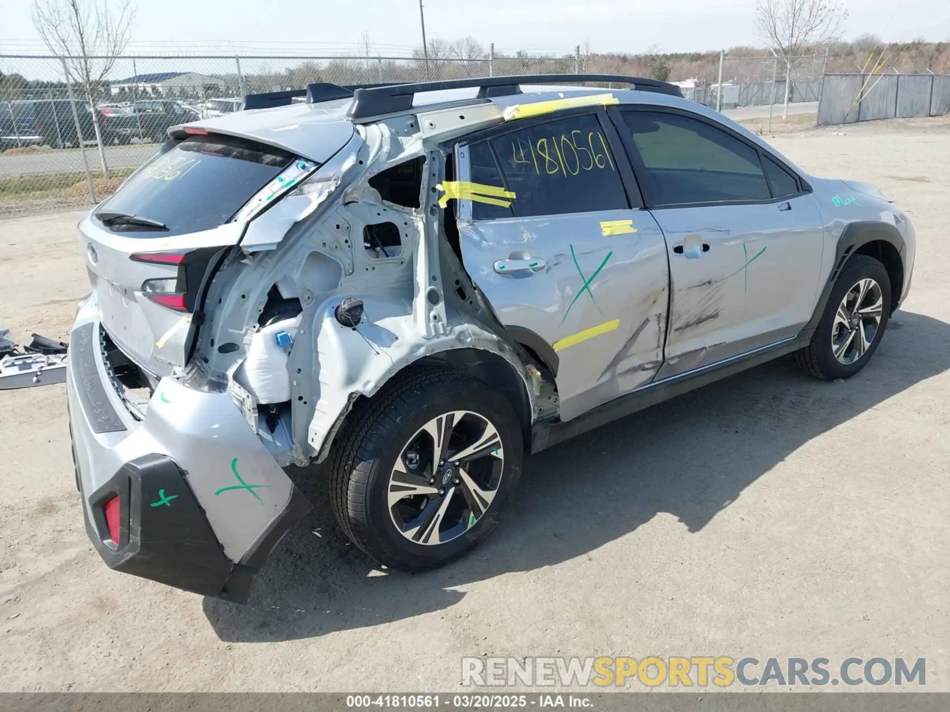 4 Photograph of a damaged car JF2GUADC2R8882446 SUBARU CROSSTREK 2024
