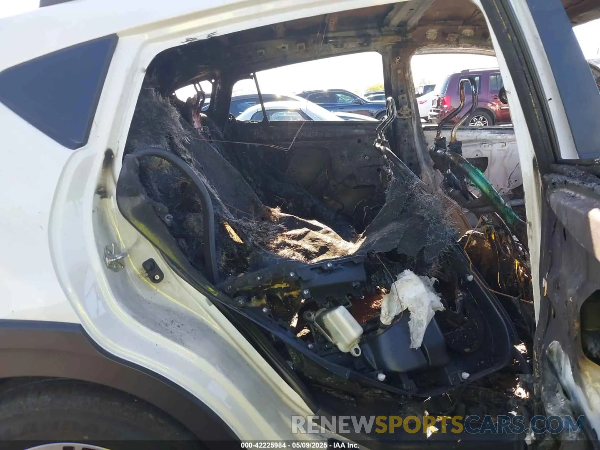 8 Photograph of a damaged car JF2GUADC2RH200732 SUBARU CROSSTREK 2024