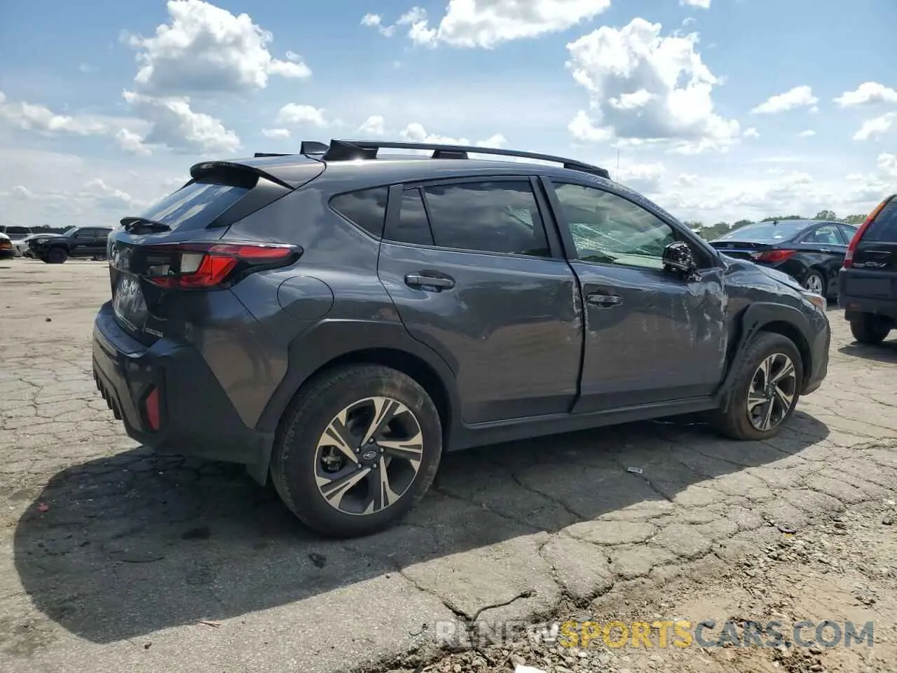 3 Фотография поврежденного автомобиля JF2GUADC3RH208614 SUBARU CROSSTREK 2024