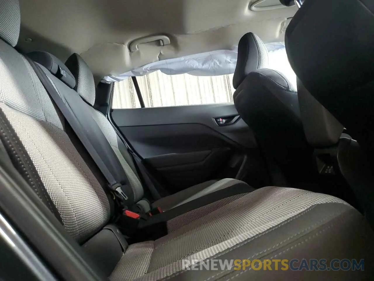 11 Photograph of a damaged car JF2GUADC3RH355077 SUBARU CROSSTREK 2024
