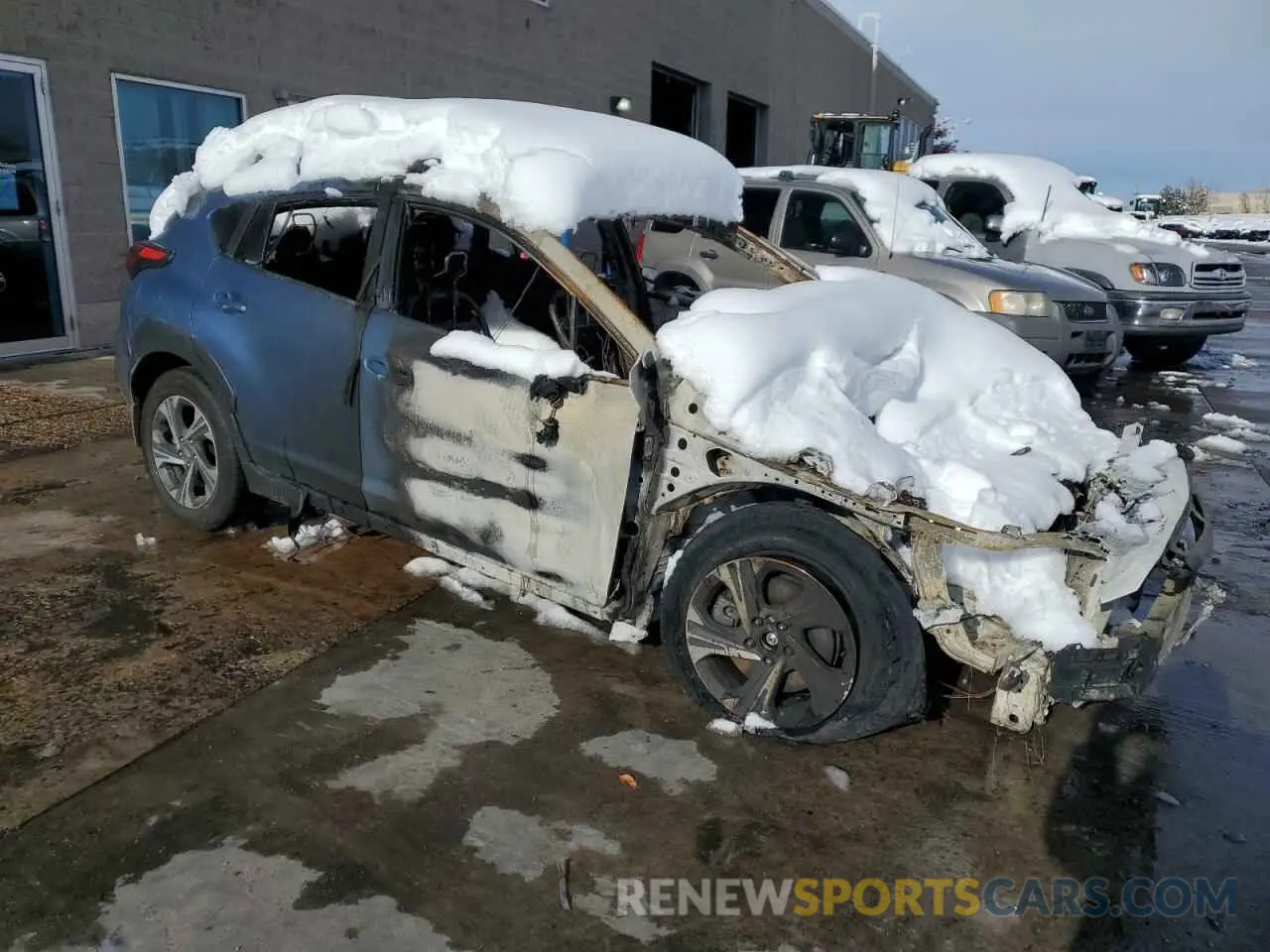 4 Фотография поврежденного автомобиля JF2GUADC4RH347828 SUBARU CROSSTREK 2024