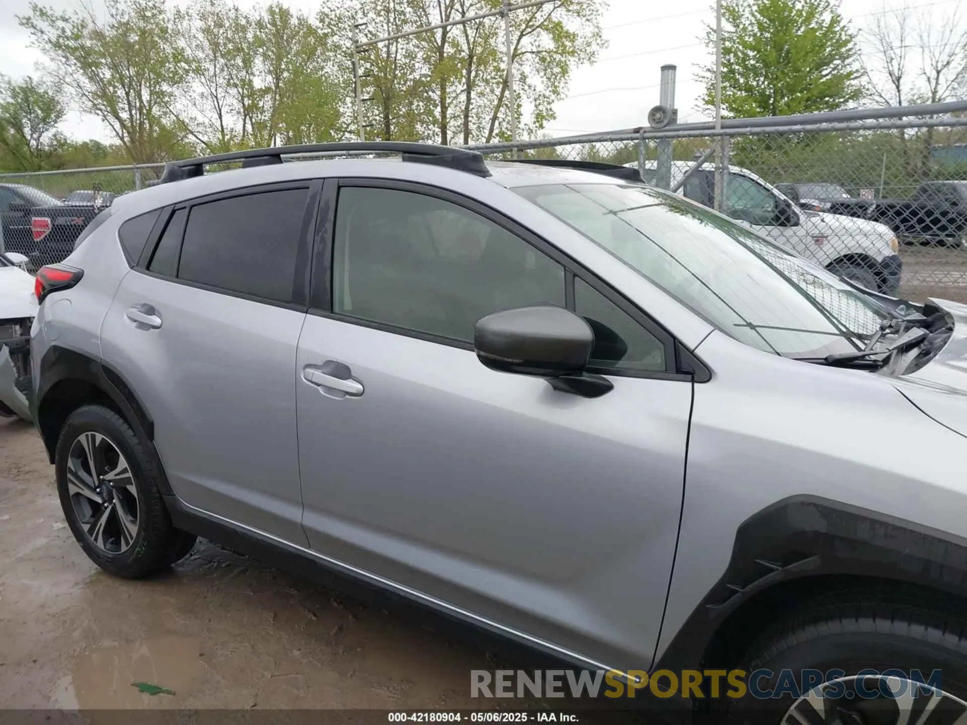 13 Photograph of a damaged car JF2GUADC5R8306432 SUBARU CROSSTREK 2024