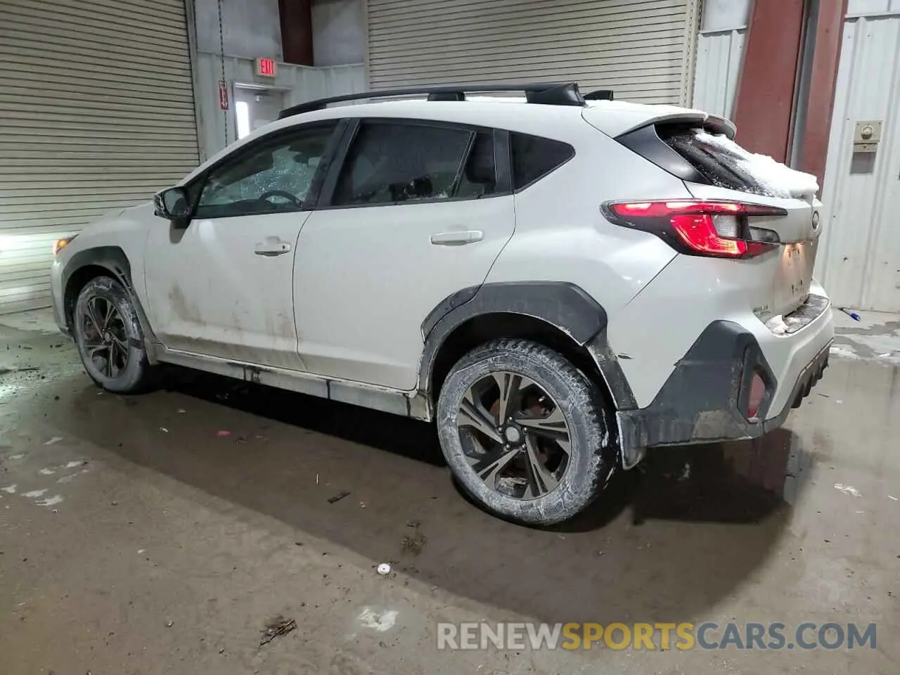 2 Фотография поврежденного автомобиля JF2GUADC5RH211532 SUBARU CROSSTREK 2024