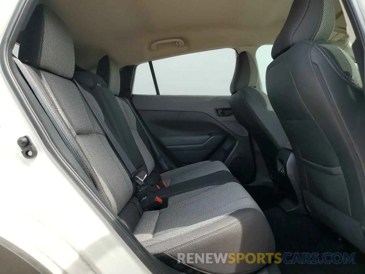 11 Photograph of a damaged car JF2GUADC6R8363416 SUBARU CROSSTREK 2024