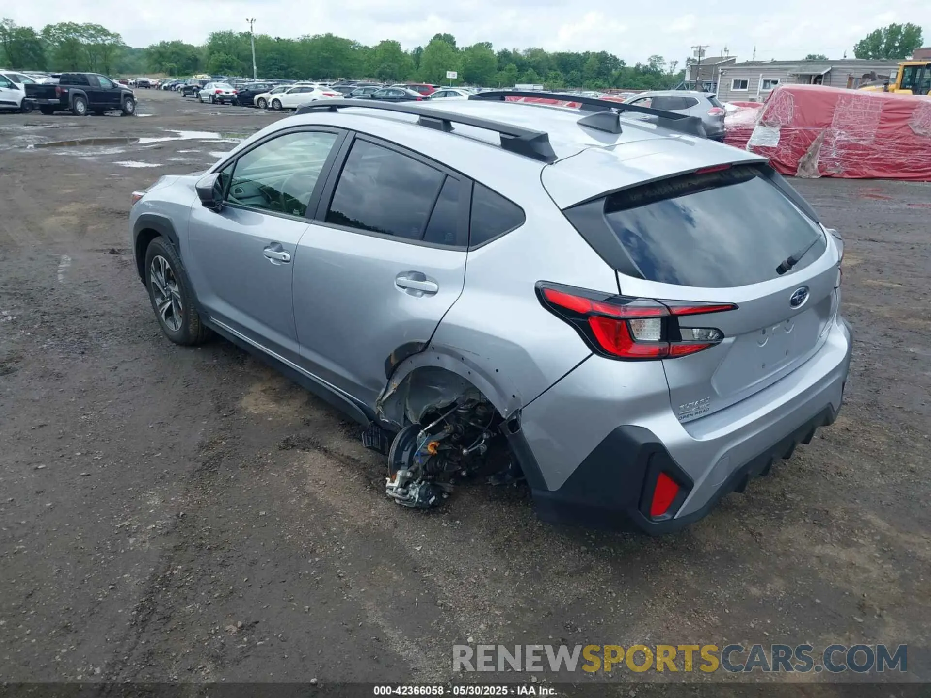 3 Фотография поврежденного автомобиля JF2GUADC6R8384413 SUBARU CROSSTREK 2024