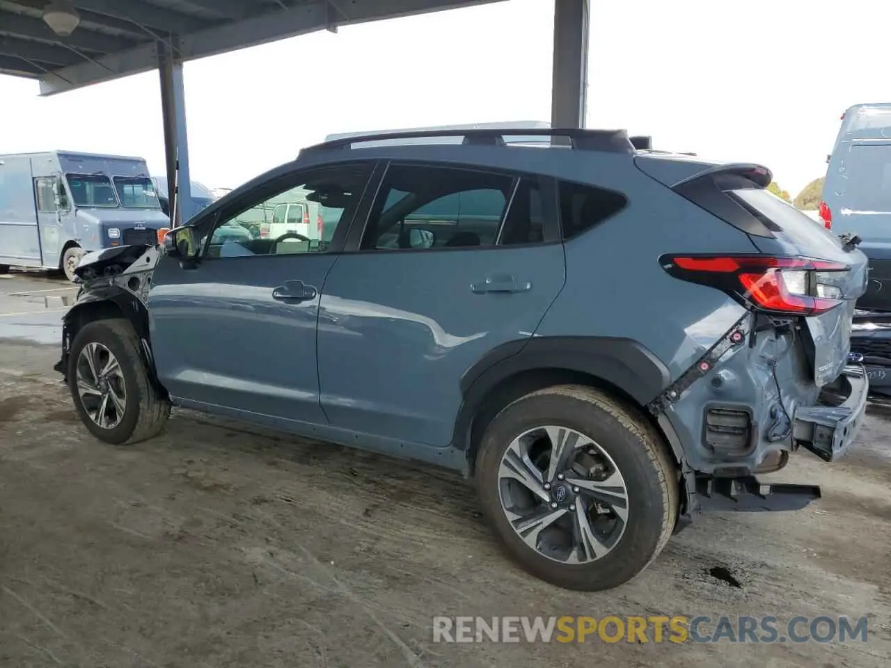 2 Фотография поврежденного автомобиля JF2GUADC6RH211572 SUBARU CROSSTREK 2024