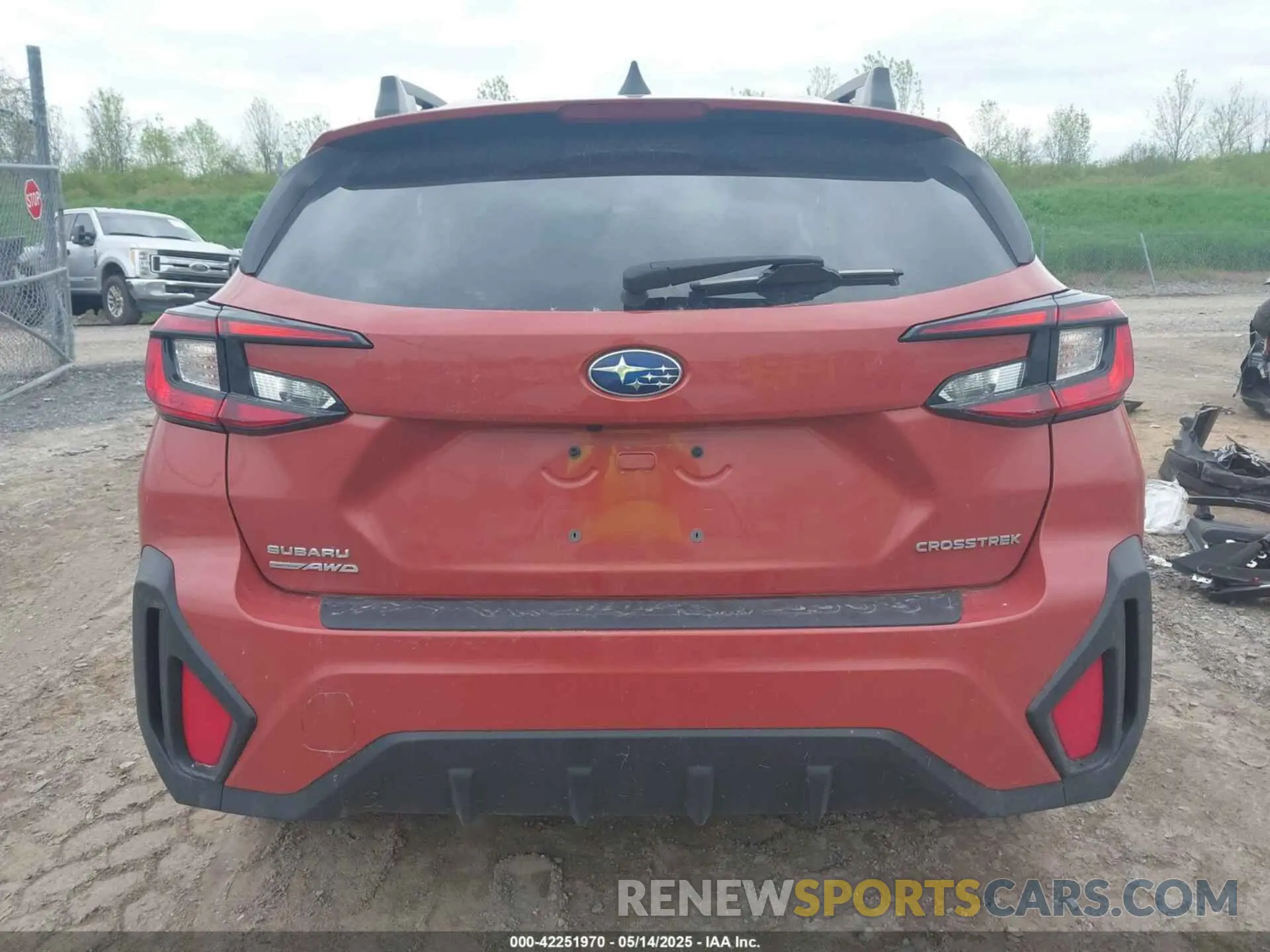 17 Фотография поврежденного автомобиля JF2GUADC6RH302552 SUBARU CROSSTREK 2024