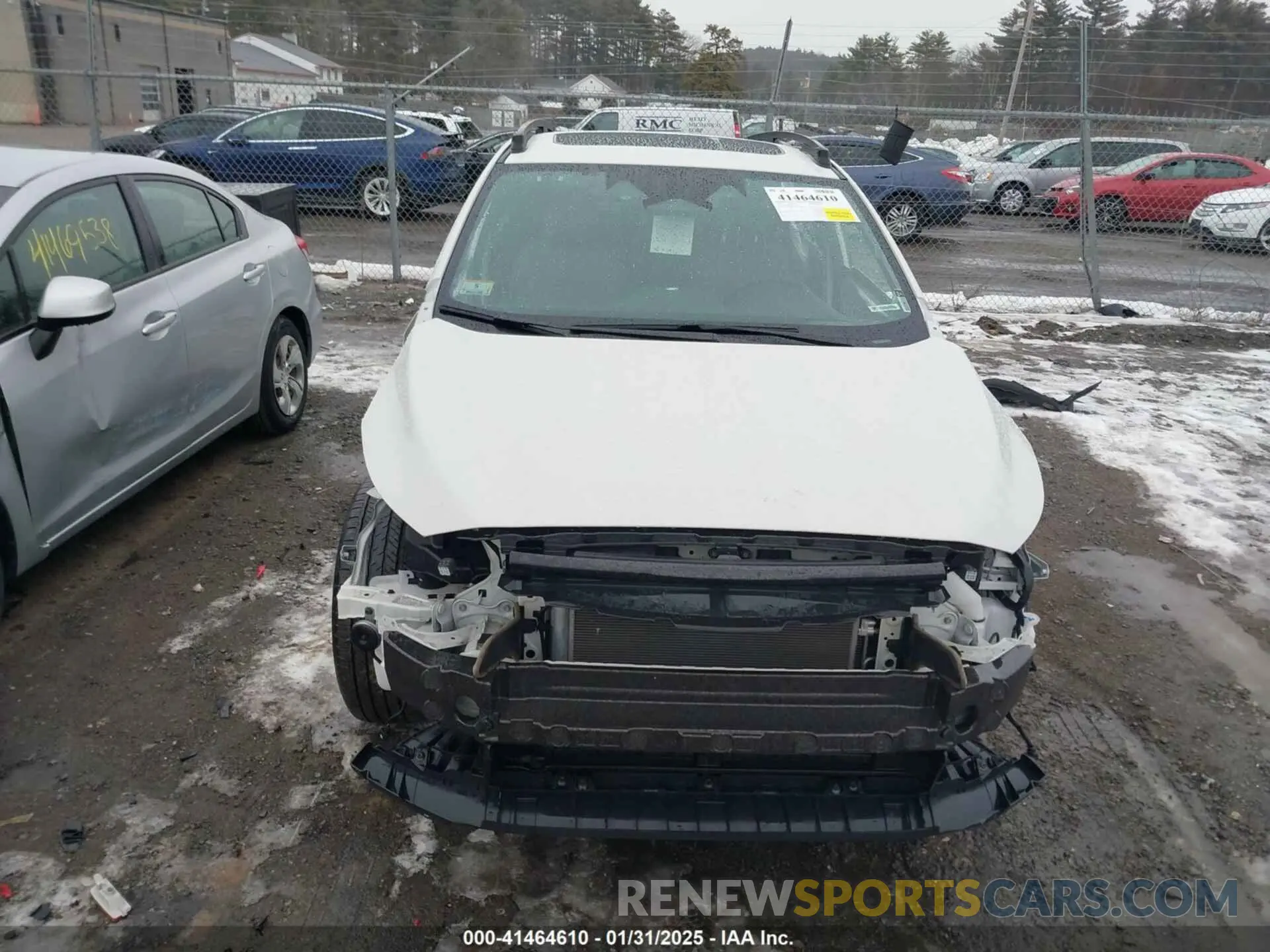 12 Фотография поврежденного автомобиля JF2GUADC7R8212410 SUBARU CROSSTREK 2024