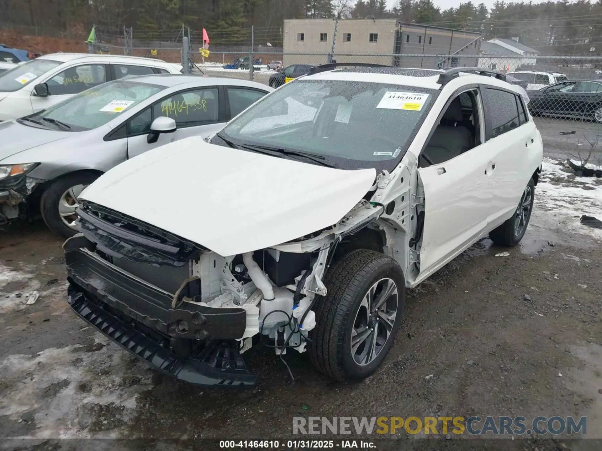 2 Фотография поврежденного автомобиля JF2GUADC7R8212410 SUBARU CROSSTREK 2024