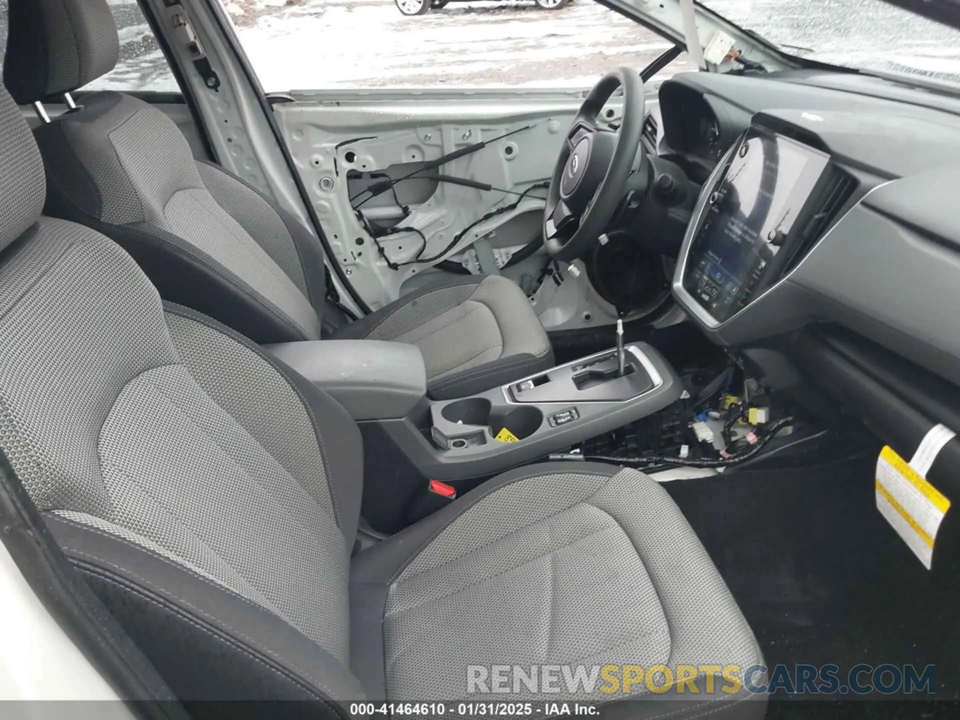 5 Фотография поврежденного автомобиля JF2GUADC7R8212410 SUBARU CROSSTREK 2024