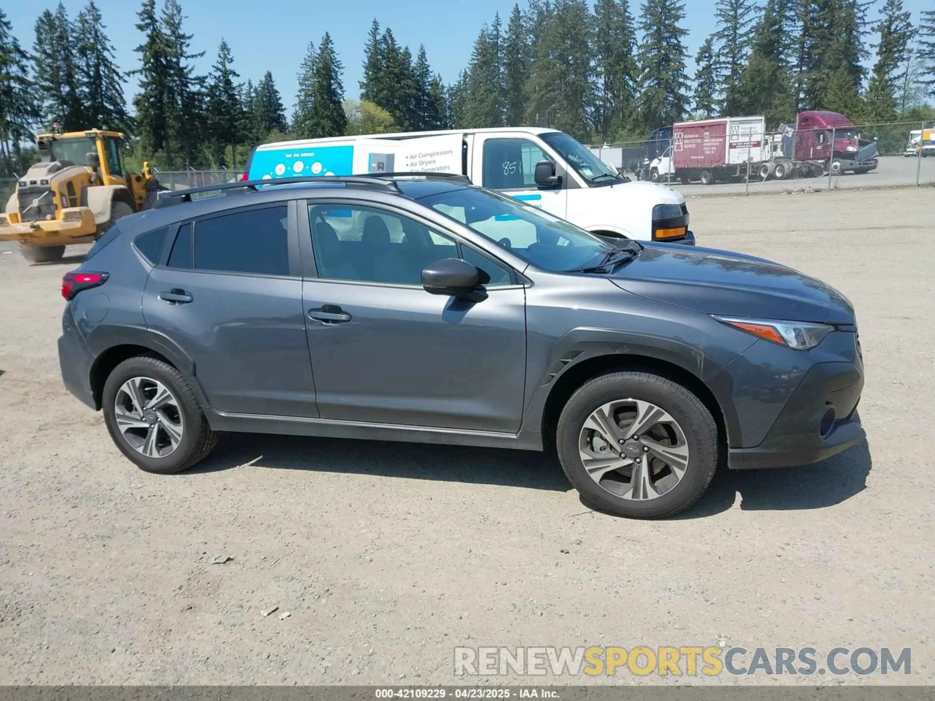 13 Photograph of a damaged car JF2GUADC7R8324432 SUBARU CROSSTREK 2024