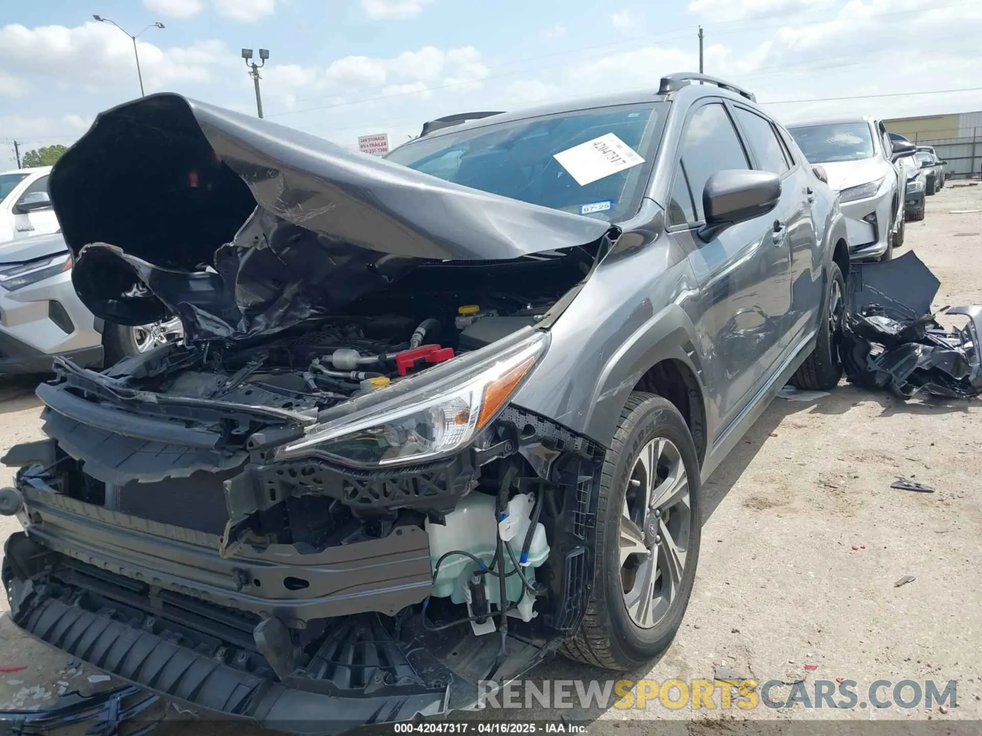 2 Фотография поврежденного автомобиля JF2GUADC8R8251085 SUBARU CROSSTREK 2024