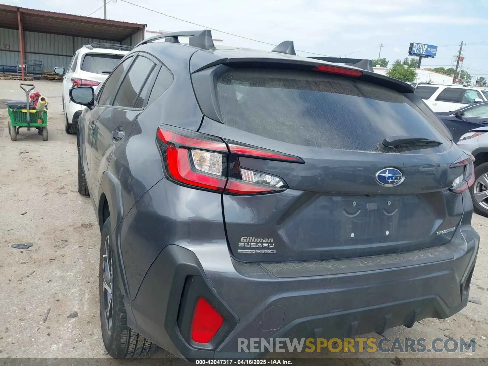 3 Фотография поврежденного автомобиля JF2GUADC8R8251085 SUBARU CROSSTREK 2024