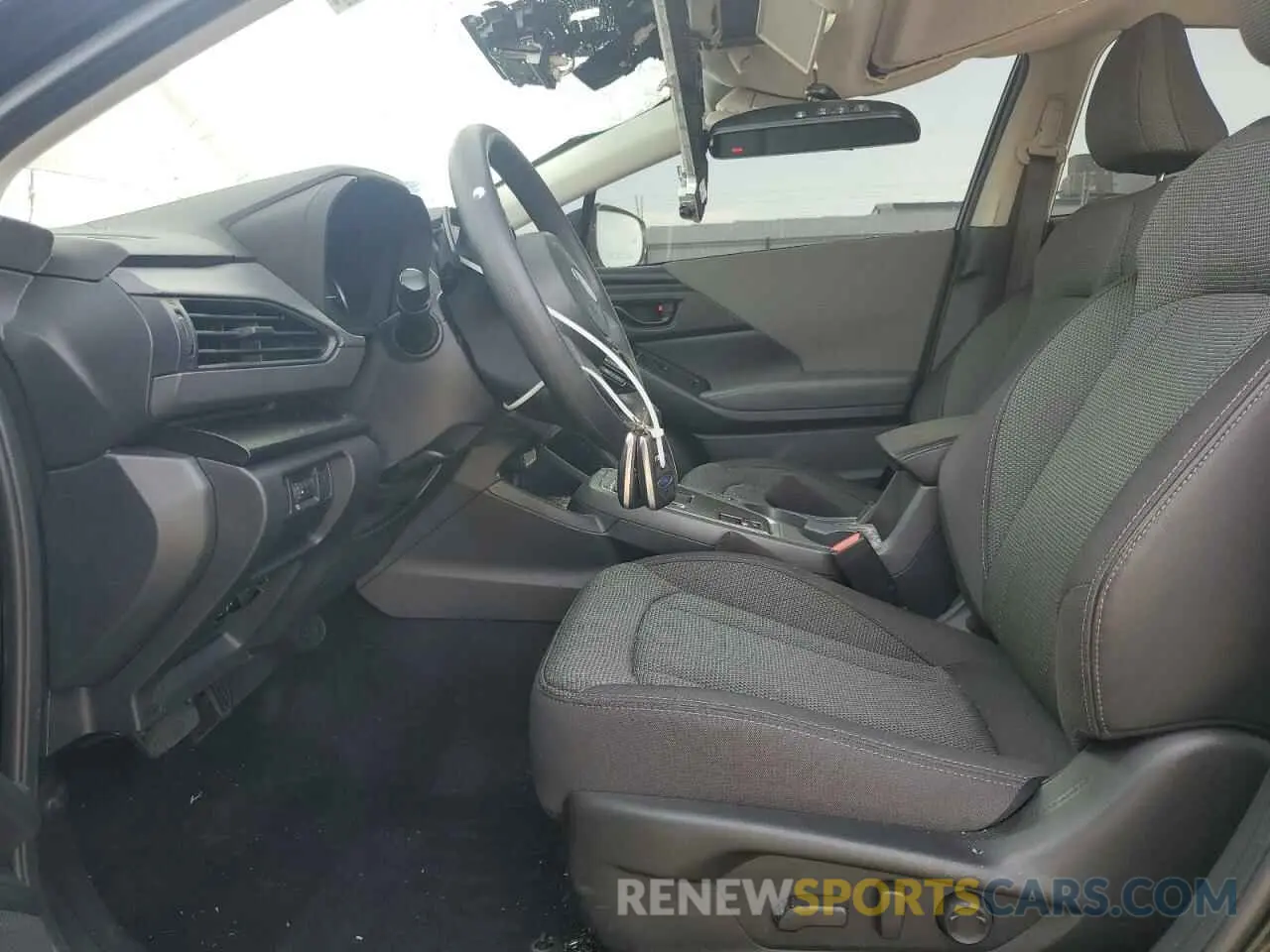 7 Фотография поврежденного автомобиля JF2GUADC8R8295183 SUBARU CROSSTREK 2024