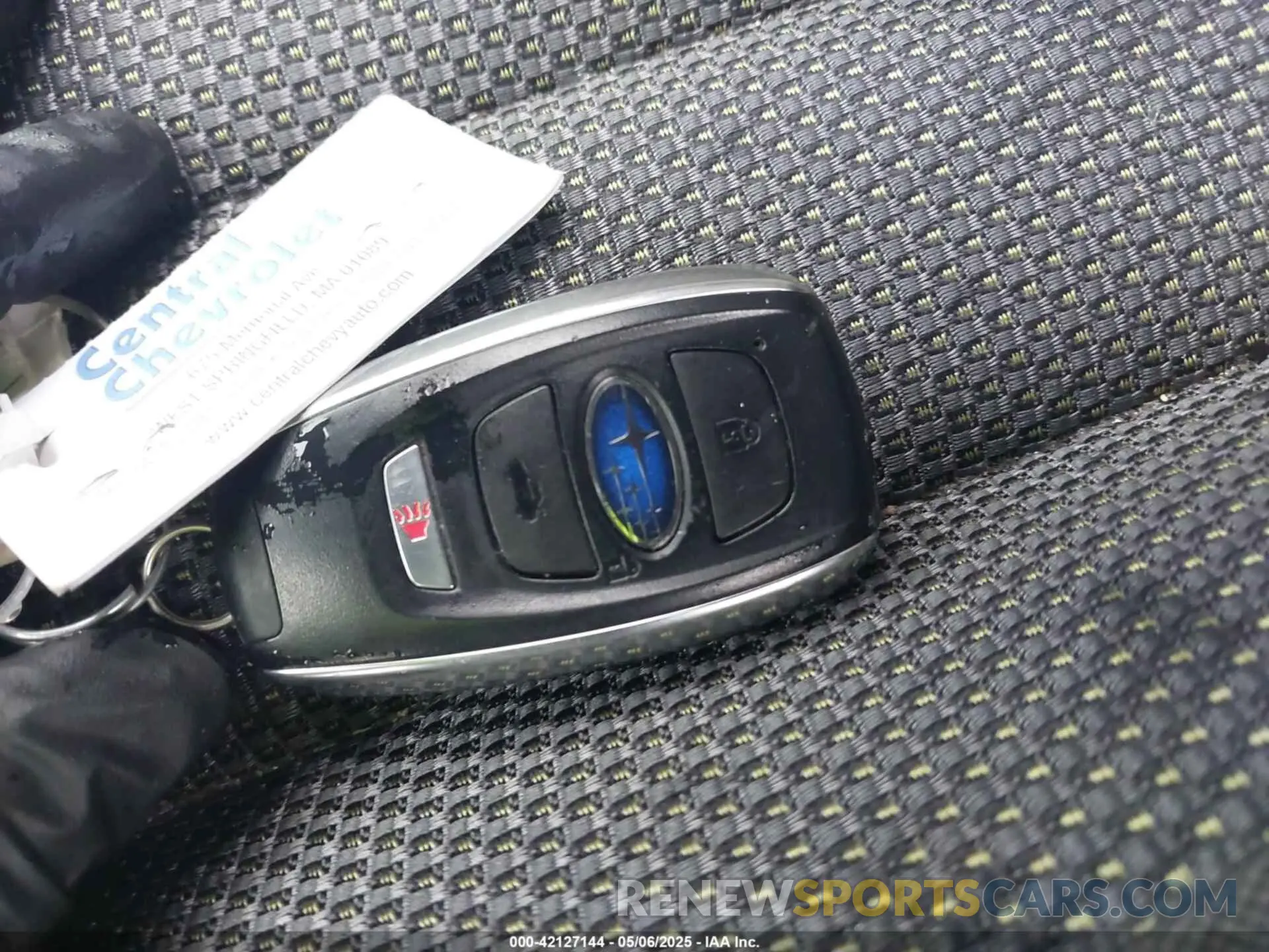 11 Фотография поврежденного автомобиля JF2GUADC8RH220645 SUBARU CROSSTREK 2024