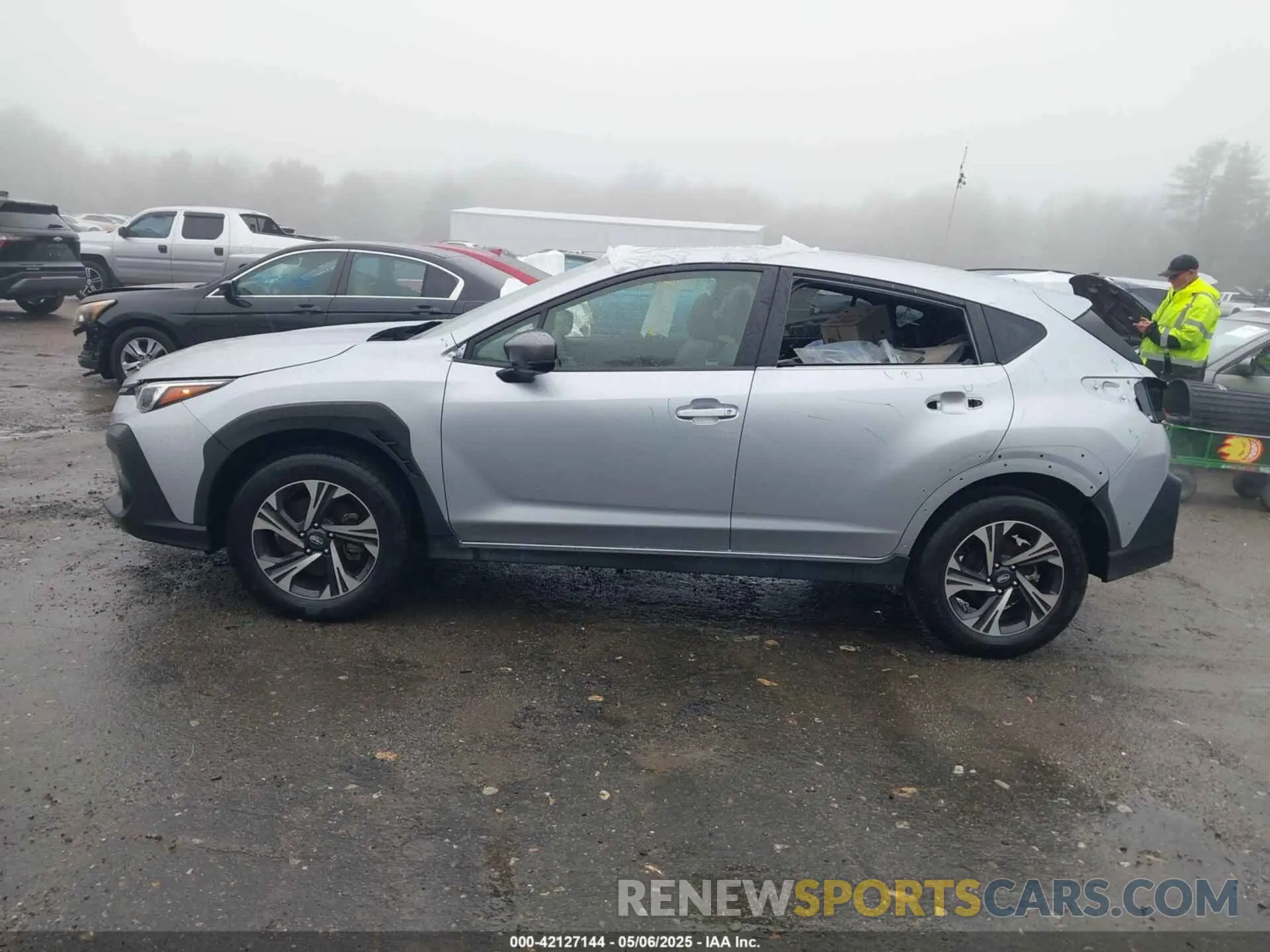 15 Фотография поврежденного автомобиля JF2GUADC8RH220645 SUBARU CROSSTREK 2024