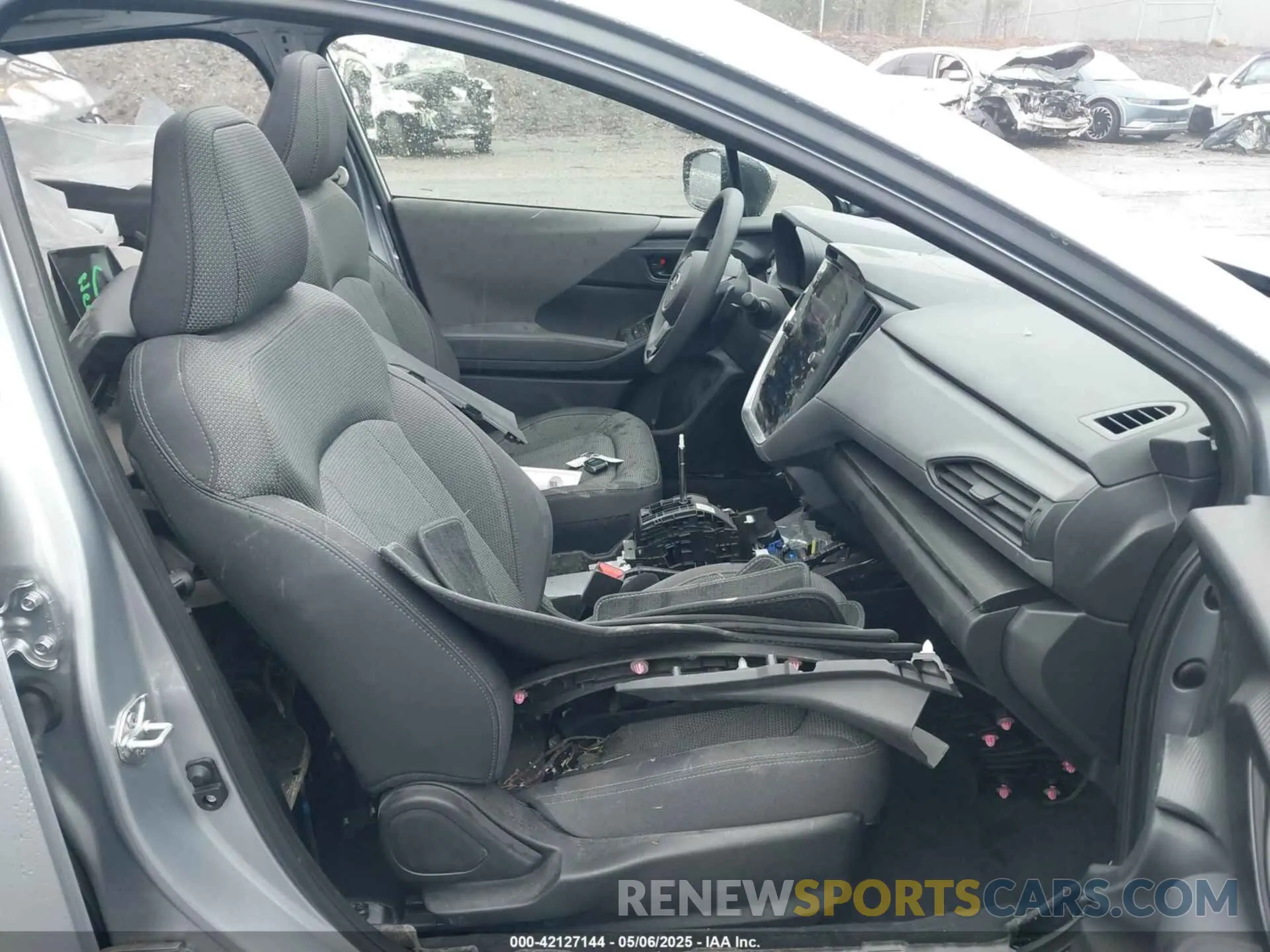 5 Фотография поврежденного автомобиля JF2GUADC8RH220645 SUBARU CROSSTREK 2024