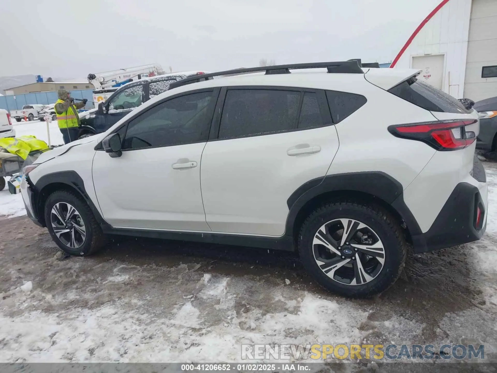 14 Photograph of a damaged car JF2GUADC9RH217656 SUBARU CROSSTREK 2024