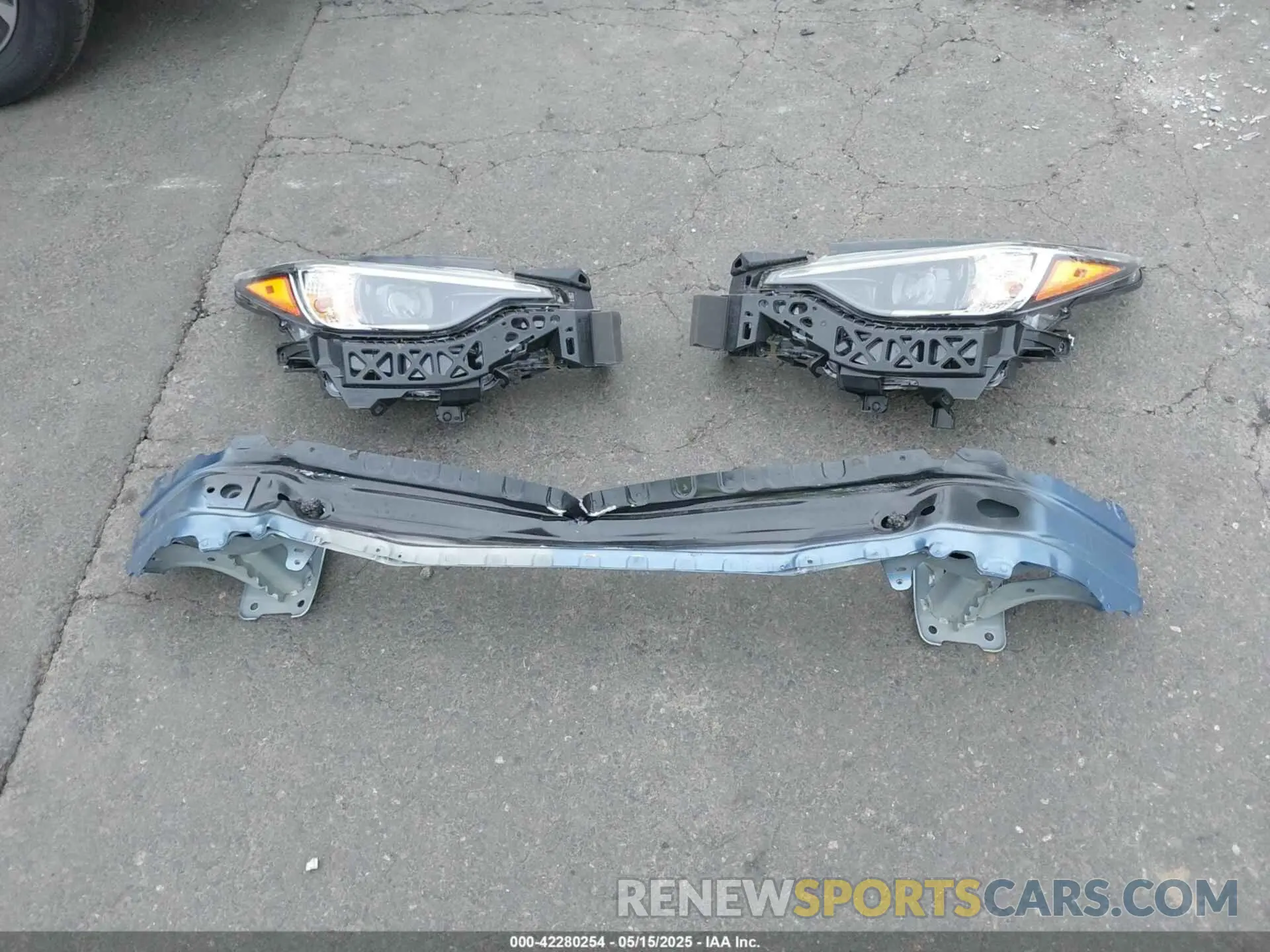 18 Фотография поврежденного автомобиля JF2GUADC9RH366987 SUBARU CROSSTREK 2024