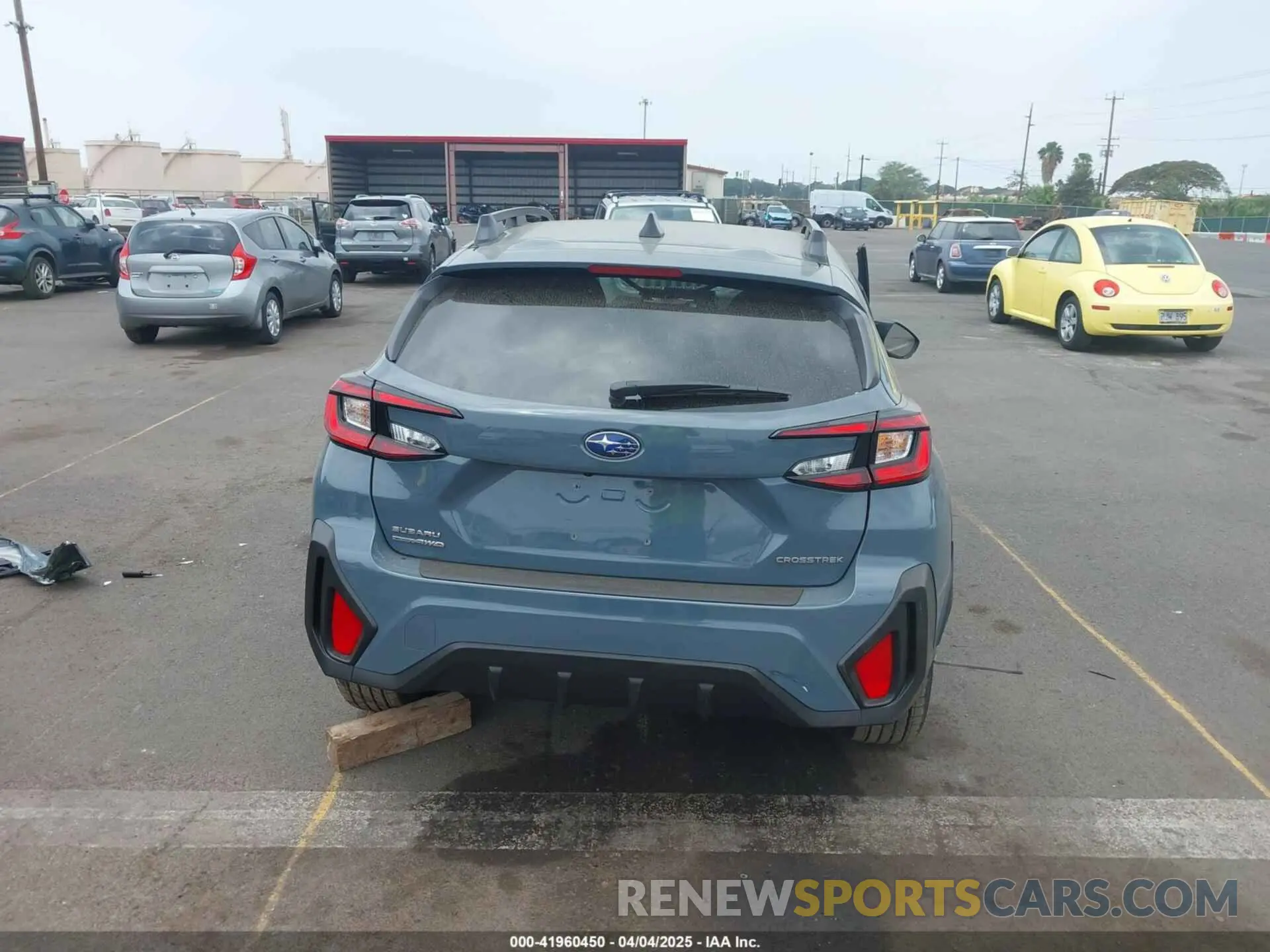 16 Photograph of a damaged car JF2GUHDC2S8216444 SUBARU CROSSTREK 2025