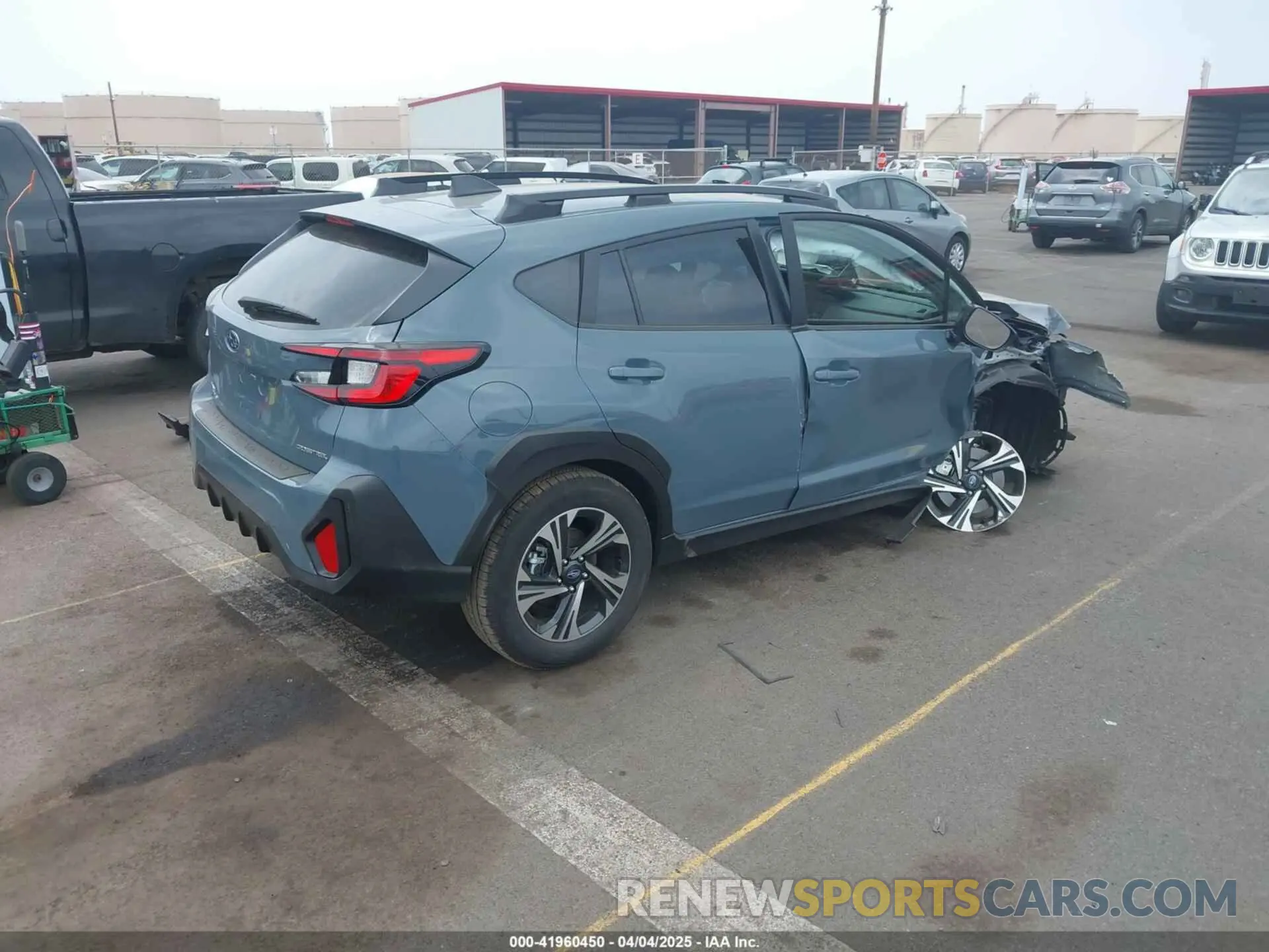 4 Photograph of a damaged car JF2GUHDC2S8216444 SUBARU CROSSTREK 2025