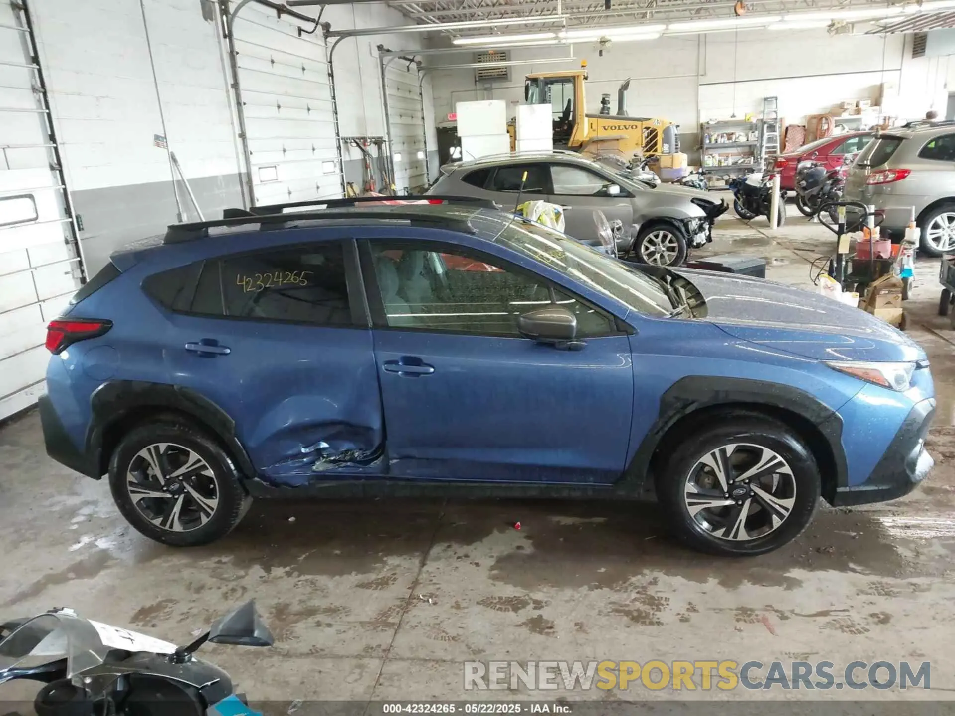 13 Photograph of a damaged car JF2GUHDC7SH215130 SUBARU CROSSTREK 2025
