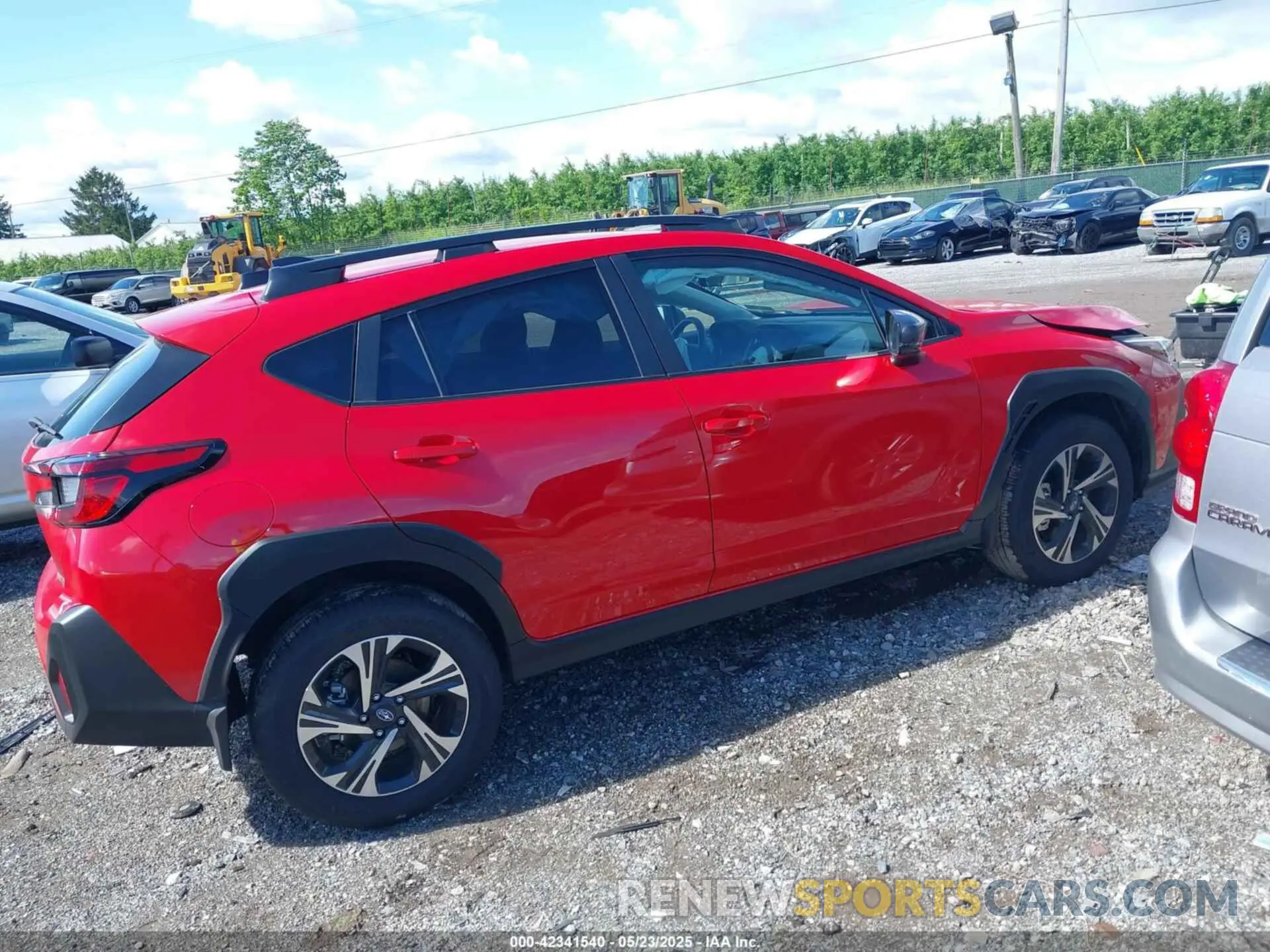 13 Фотография поврежденного автомобиля JF2GUHDC8S8247035 SUBARU CROSSTREK 2025
