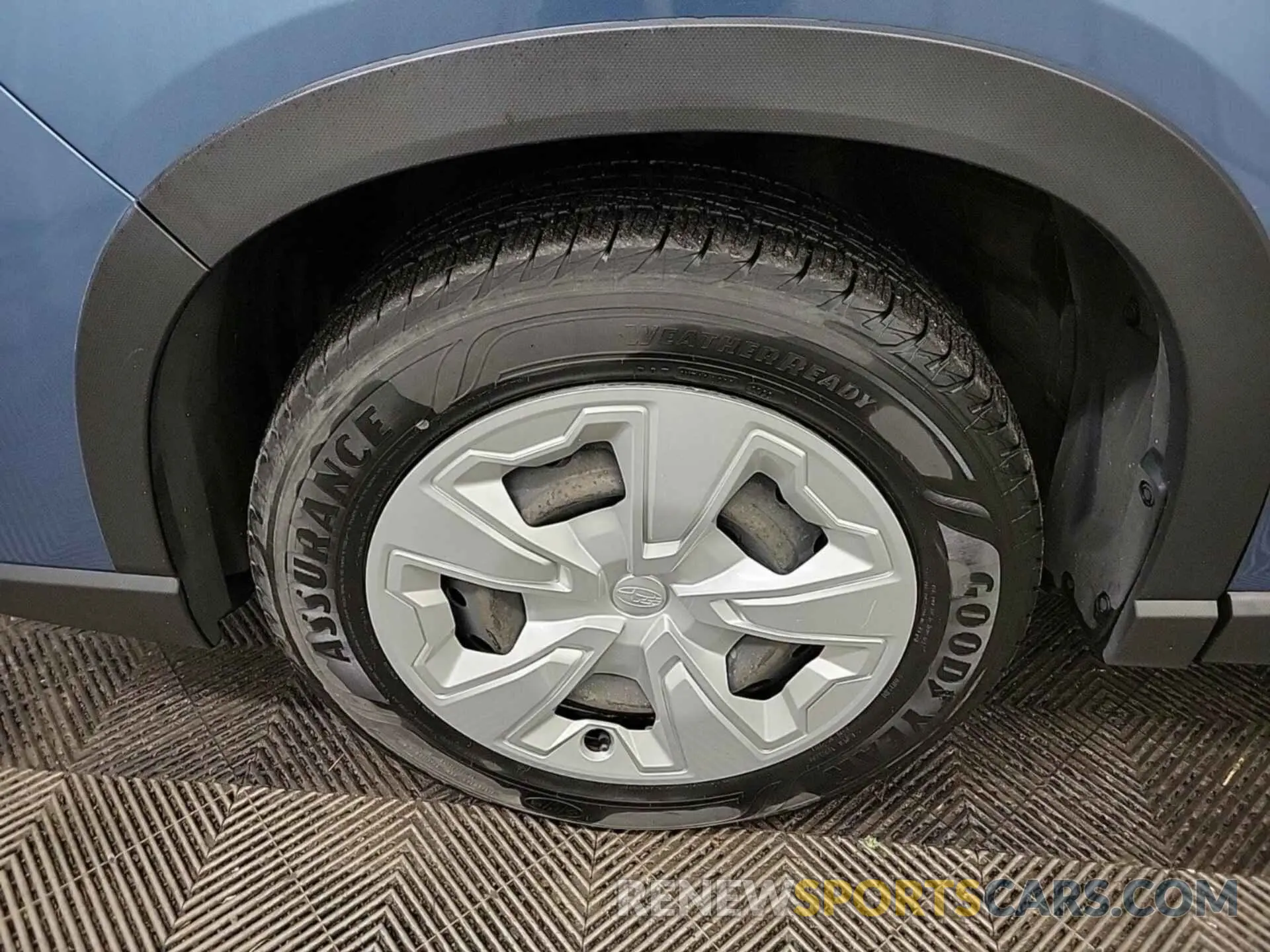 27 Photograph of a damaged car JF2SKAAC9KH524545 SUBARU FORESTER 2019