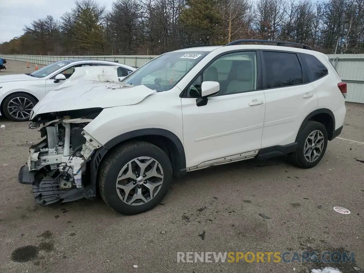 1 Photograph of a damaged car JF2SKAEC0KH460065 SUBARU FORESTER 2019