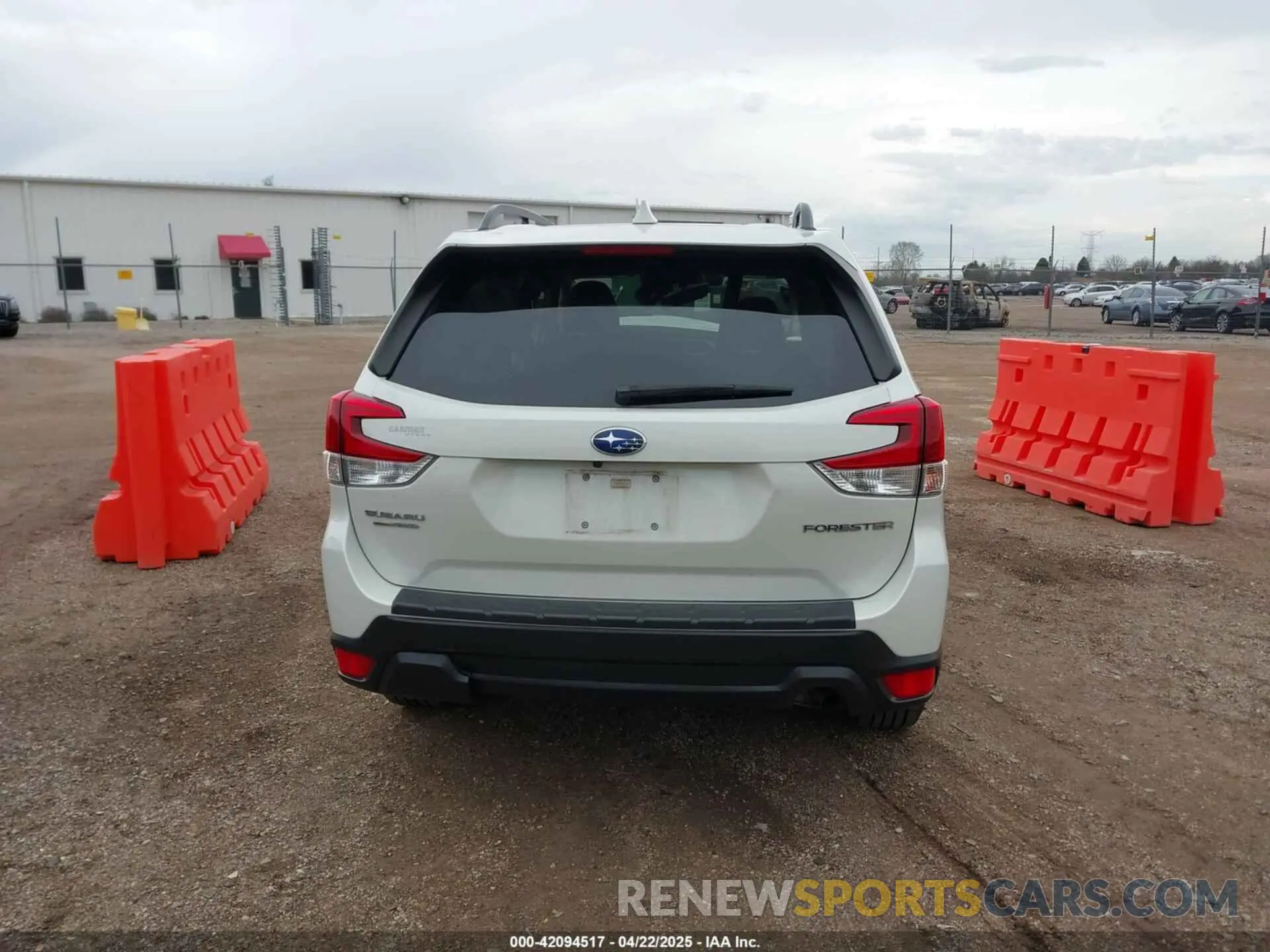 15 Photograph of a damaged car JF2SKAEC1KH447633 SUBARU FORESTER 2019