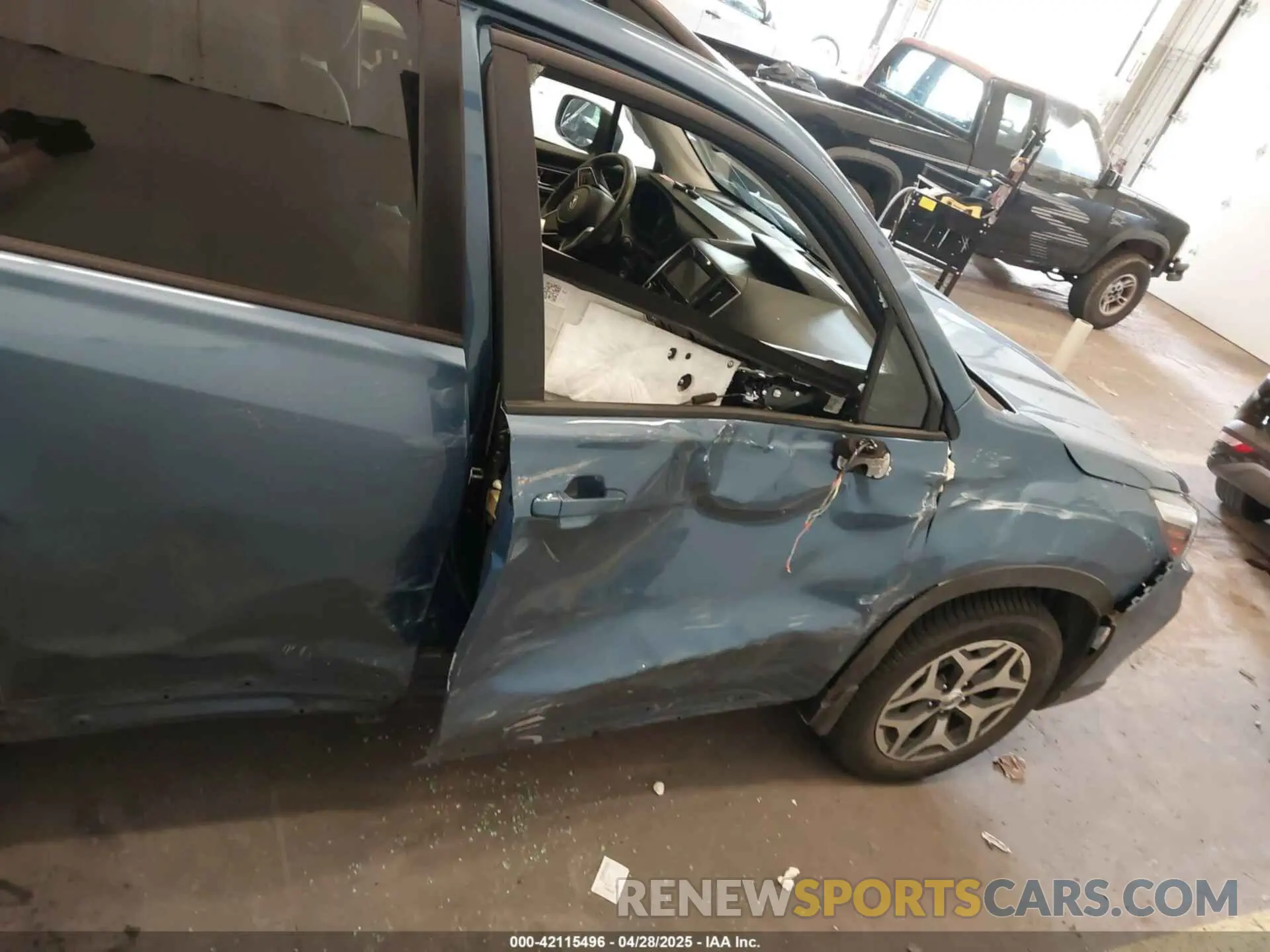 13 Фотография поврежденного автомобиля JF2SKAEC3KH590972 SUBARU FORESTER 2019