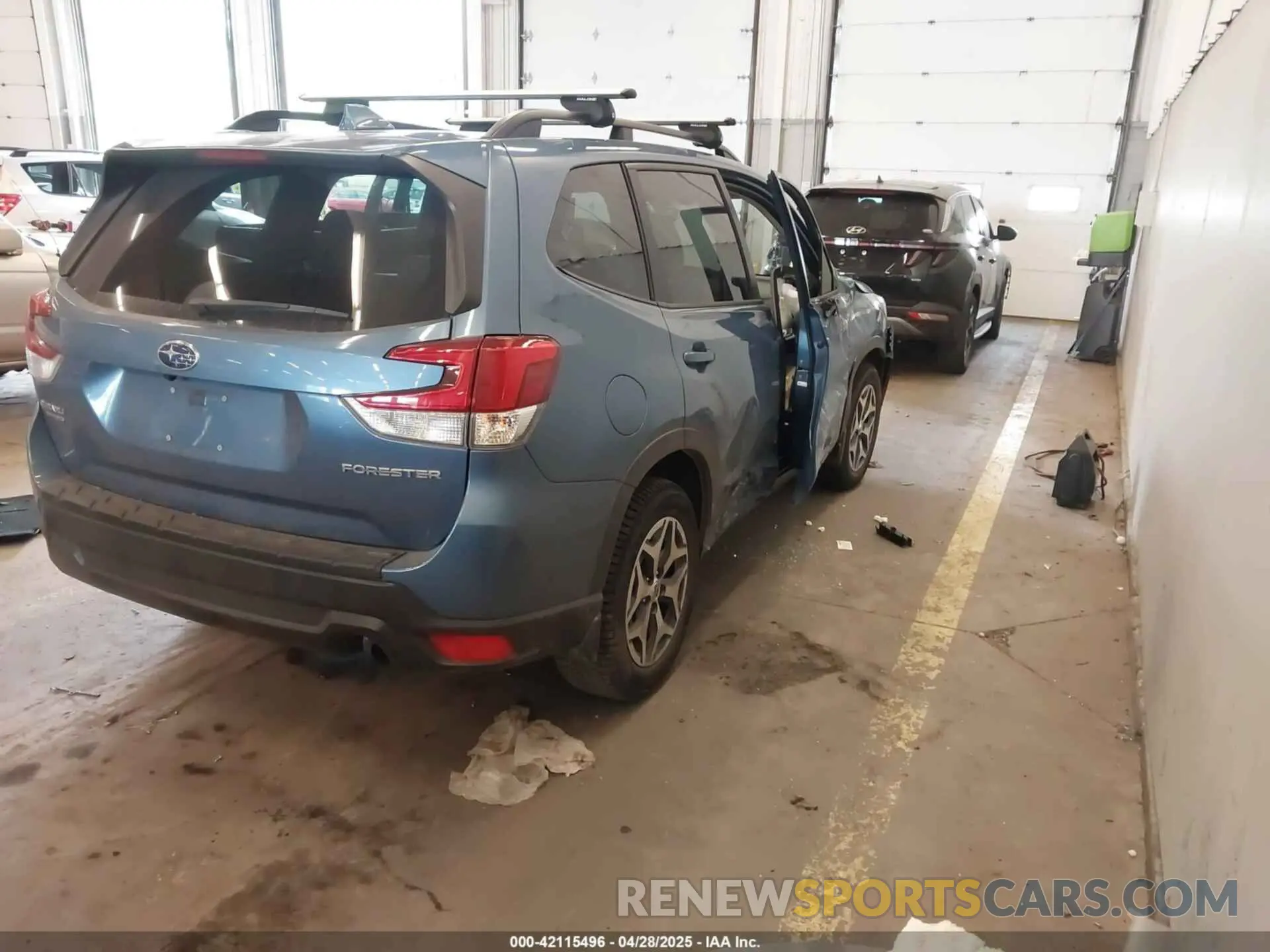 4 Фотография поврежденного автомобиля JF2SKAEC3KH590972 SUBARU FORESTER 2019