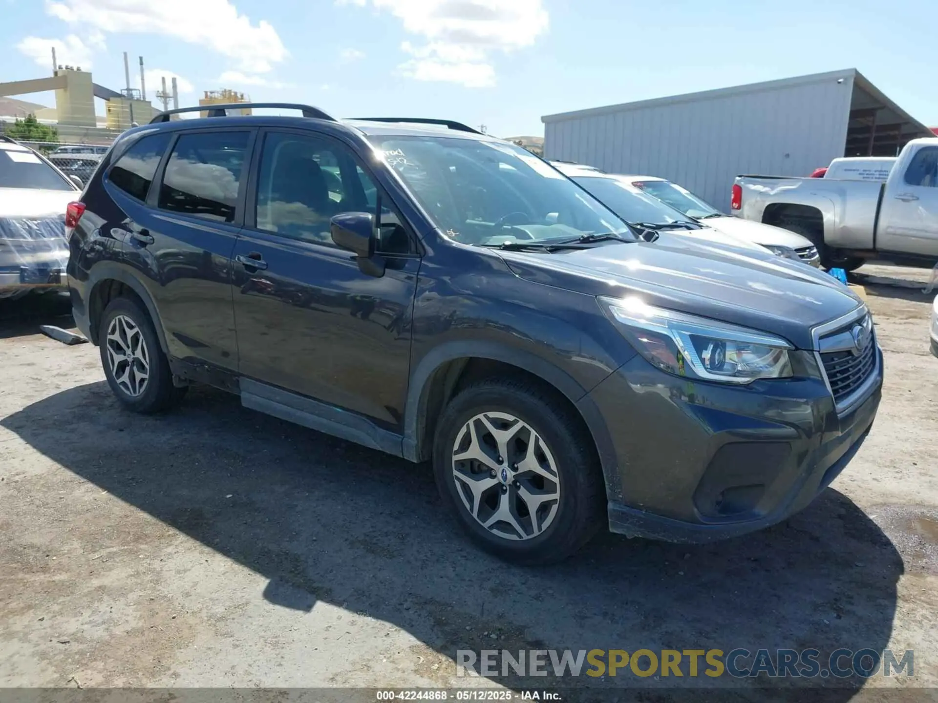 1 Photograph of a damaged car JF2SKAGC4KH420956 SUBARU FORESTER 2019