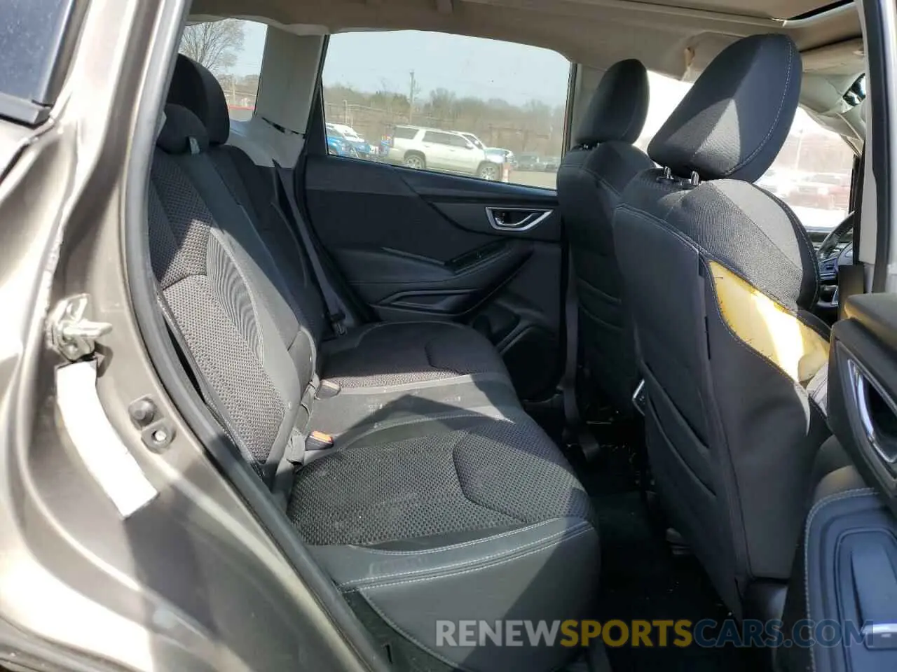 11 Photograph of a damaged car JF2SKAGC4KH488528 SUBARU FORESTER 2019