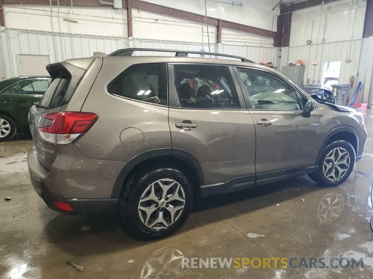 3 Photograph of a damaged car JF2SKAGC6KH477921 SUBARU FORESTER 2019