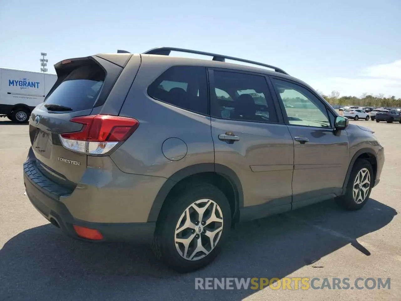 3 Photograph of a damaged car JF2SKAGC6KH501697 SUBARU FORESTER 2019