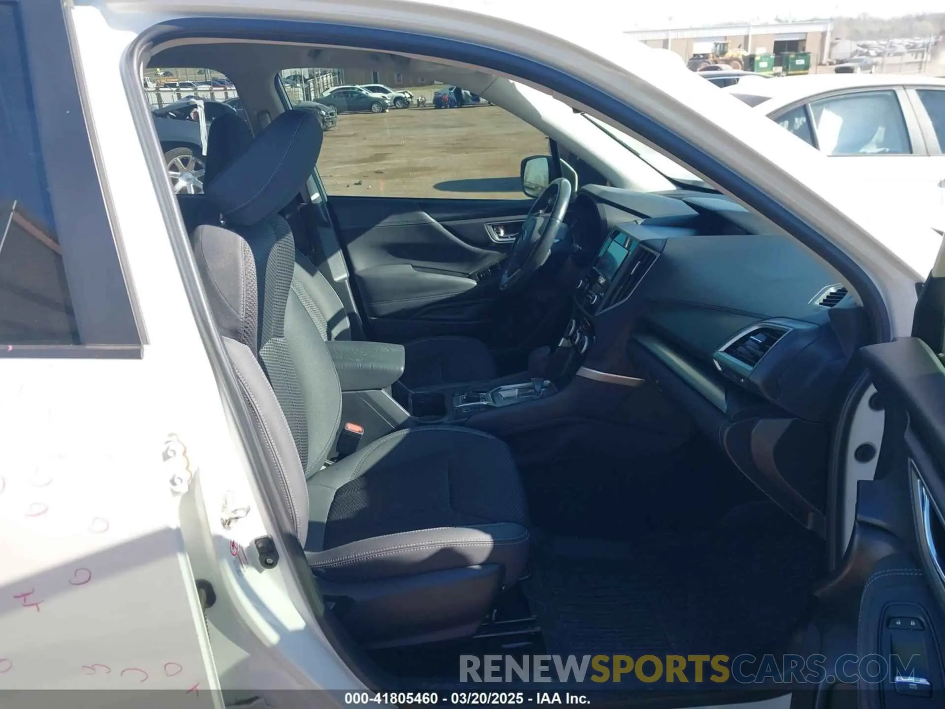 5 Photograph of a damaged car JF2SKAGC8KH584520 SUBARU FORESTER 2019