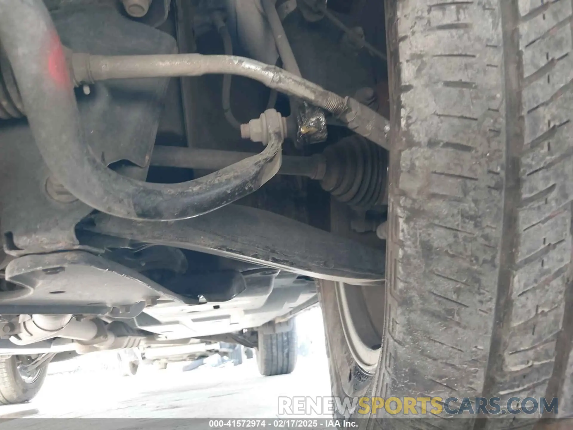 18 Photograph of a damaged car JF2SKAGCXKH486072 SUBARU FORESTER 2019