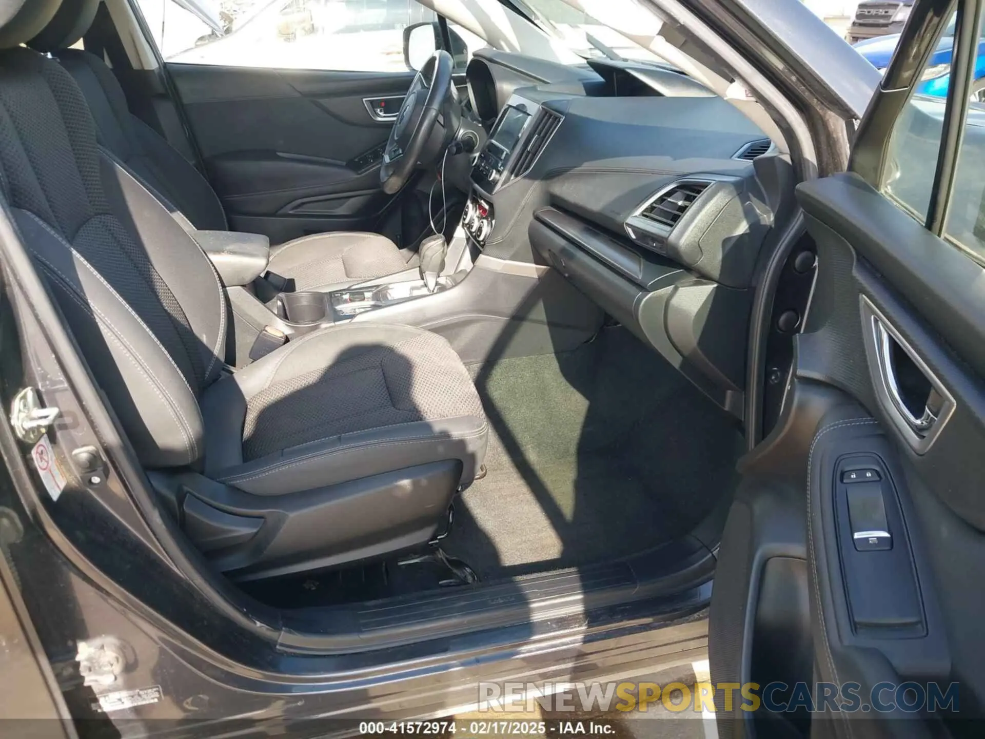 5 Photograph of a damaged car JF2SKAGCXKH486072 SUBARU FORESTER 2019