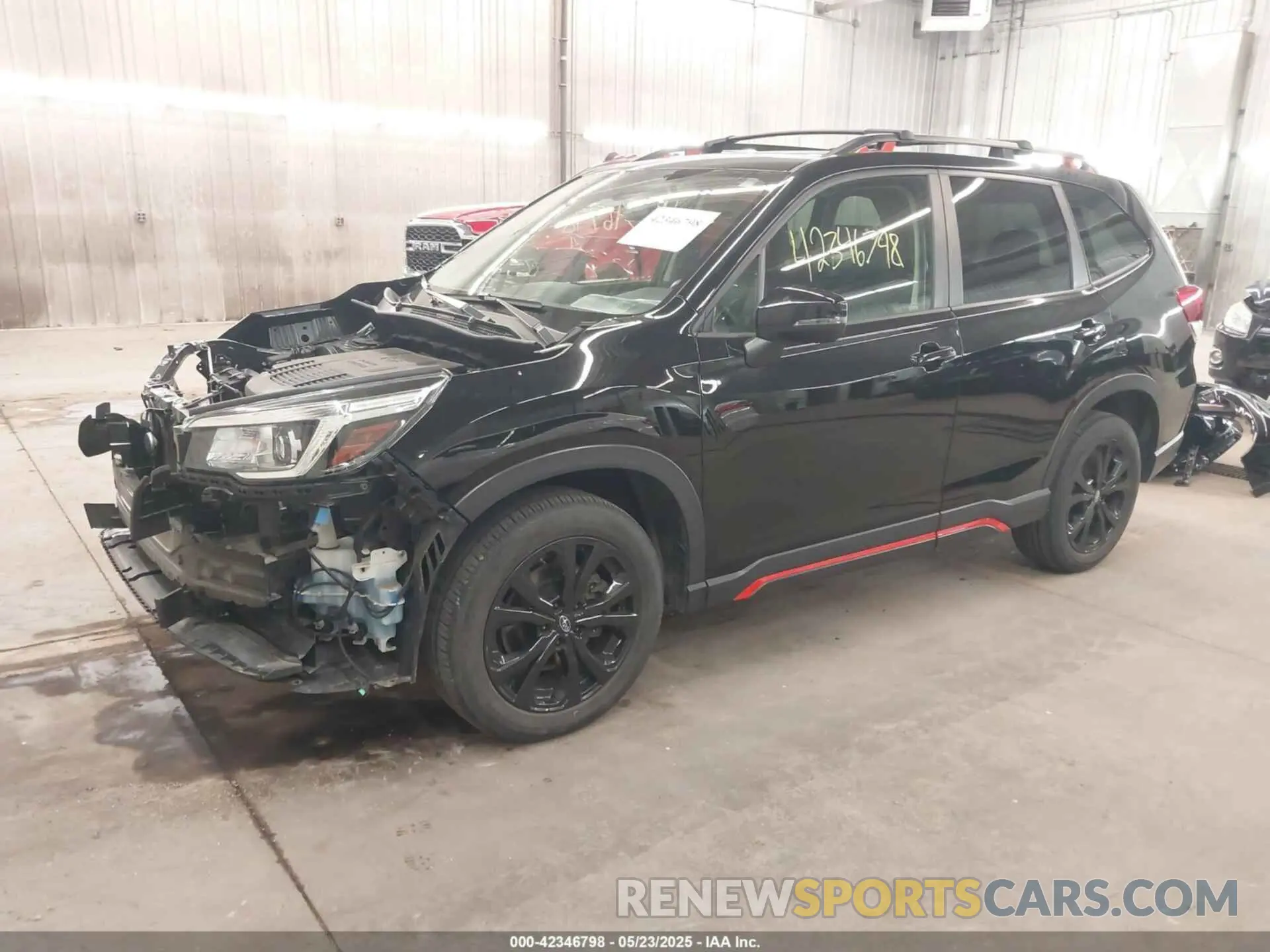 2 Фотография поврежденного автомобиля JF2SKAJC5KH486201 SUBARU FORESTER 2019
