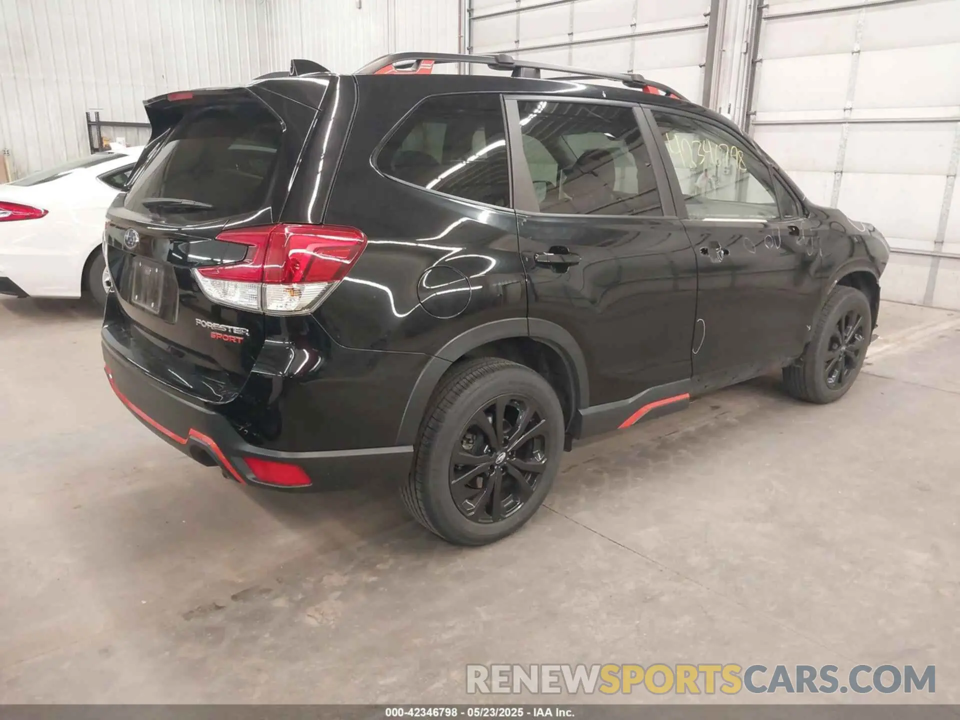 4 Фотография поврежденного автомобиля JF2SKAJC5KH486201 SUBARU FORESTER 2019