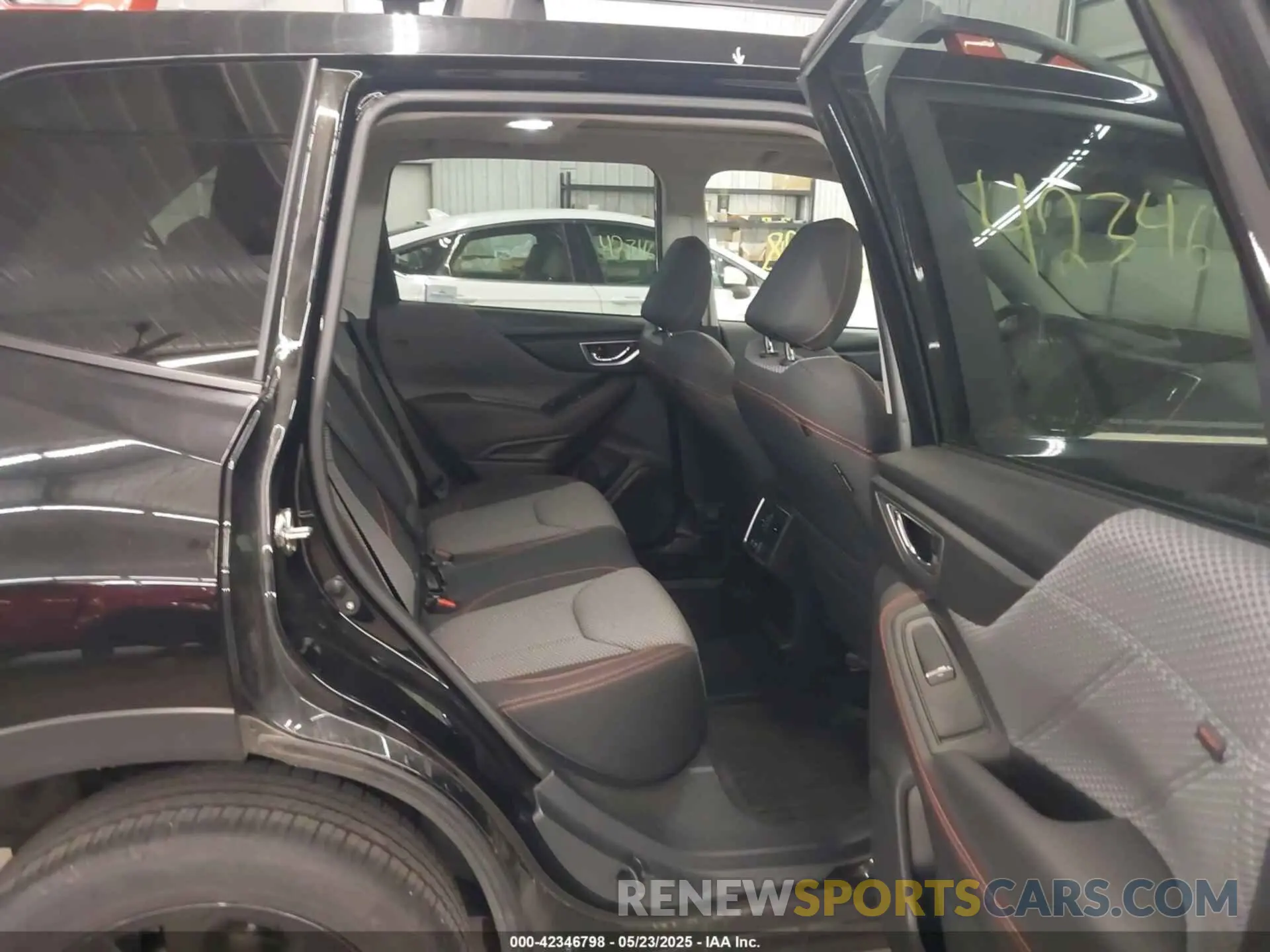 8 Фотография поврежденного автомобиля JF2SKAJC5KH486201 SUBARU FORESTER 2019